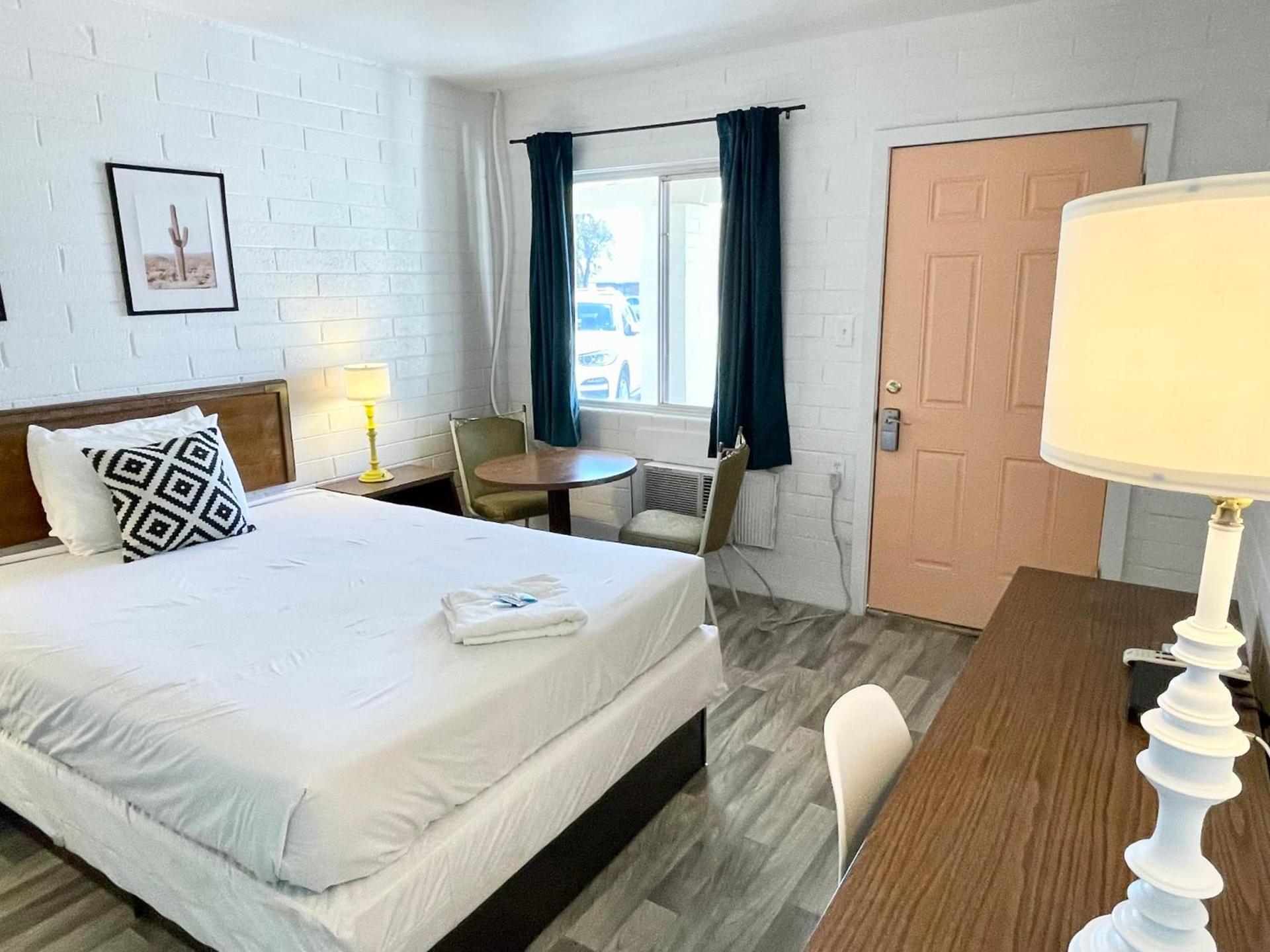 The Postcard Motel photo 25
