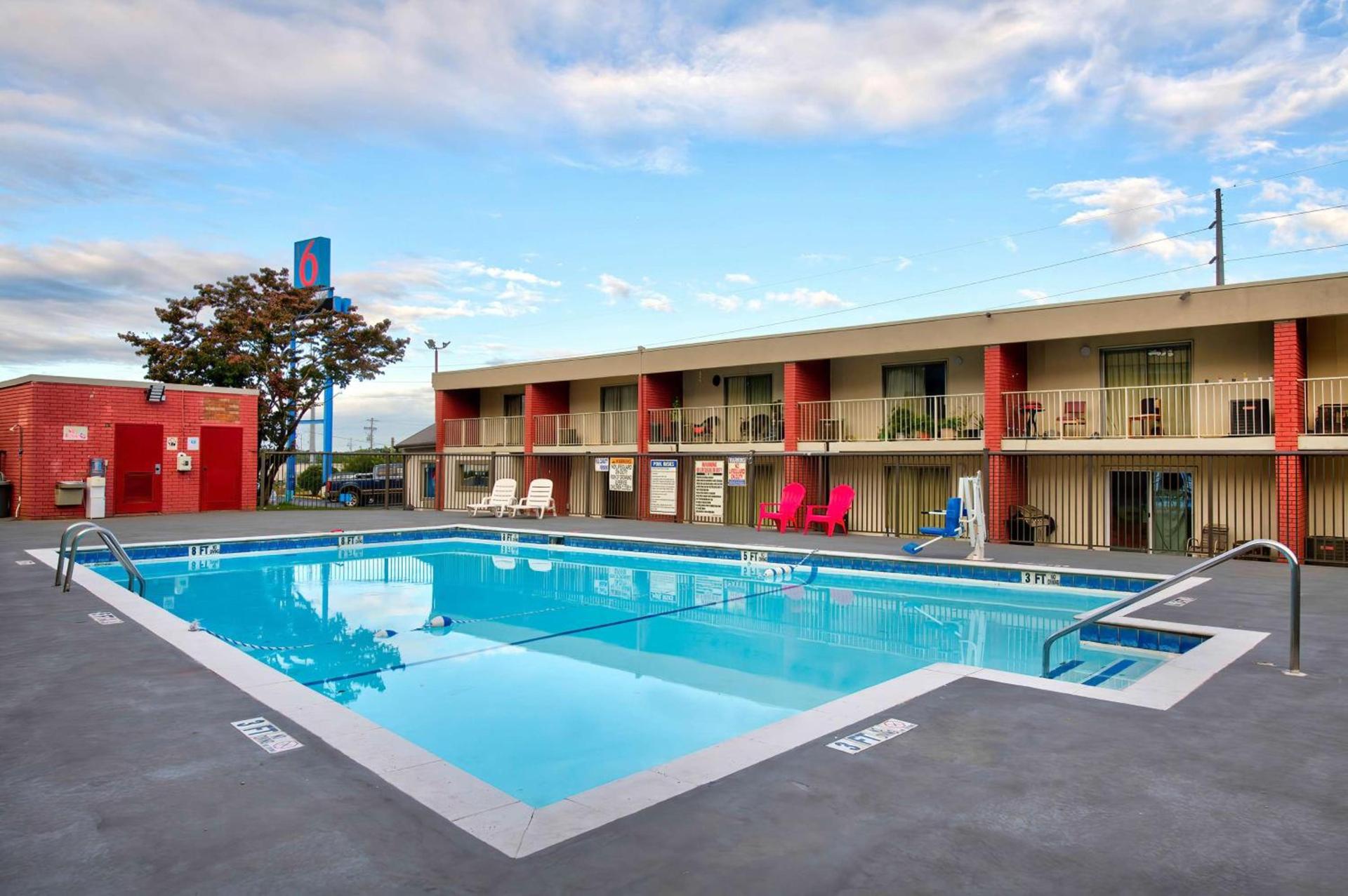 Motel 6-Gainesville, GA photo 7