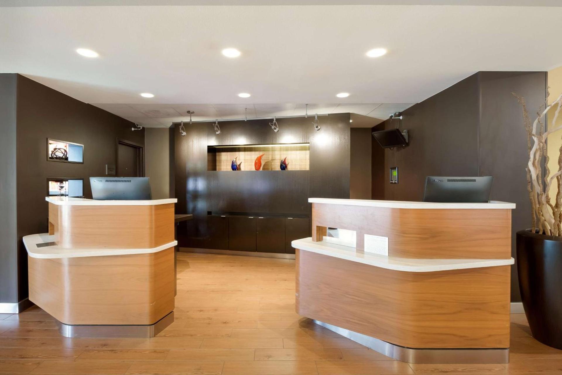 Sonesta Select Huntington Beach Fountain Valley photo 4