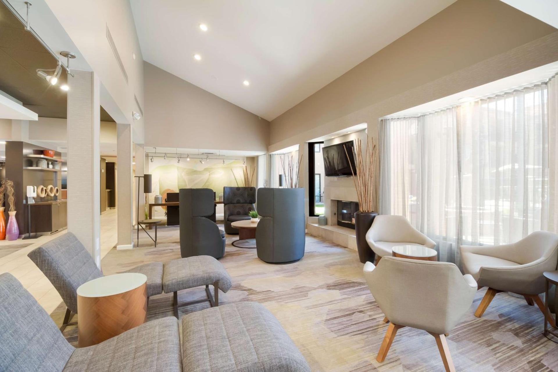 Sonesta Select Huntington Beach Fountain Valley photo 5