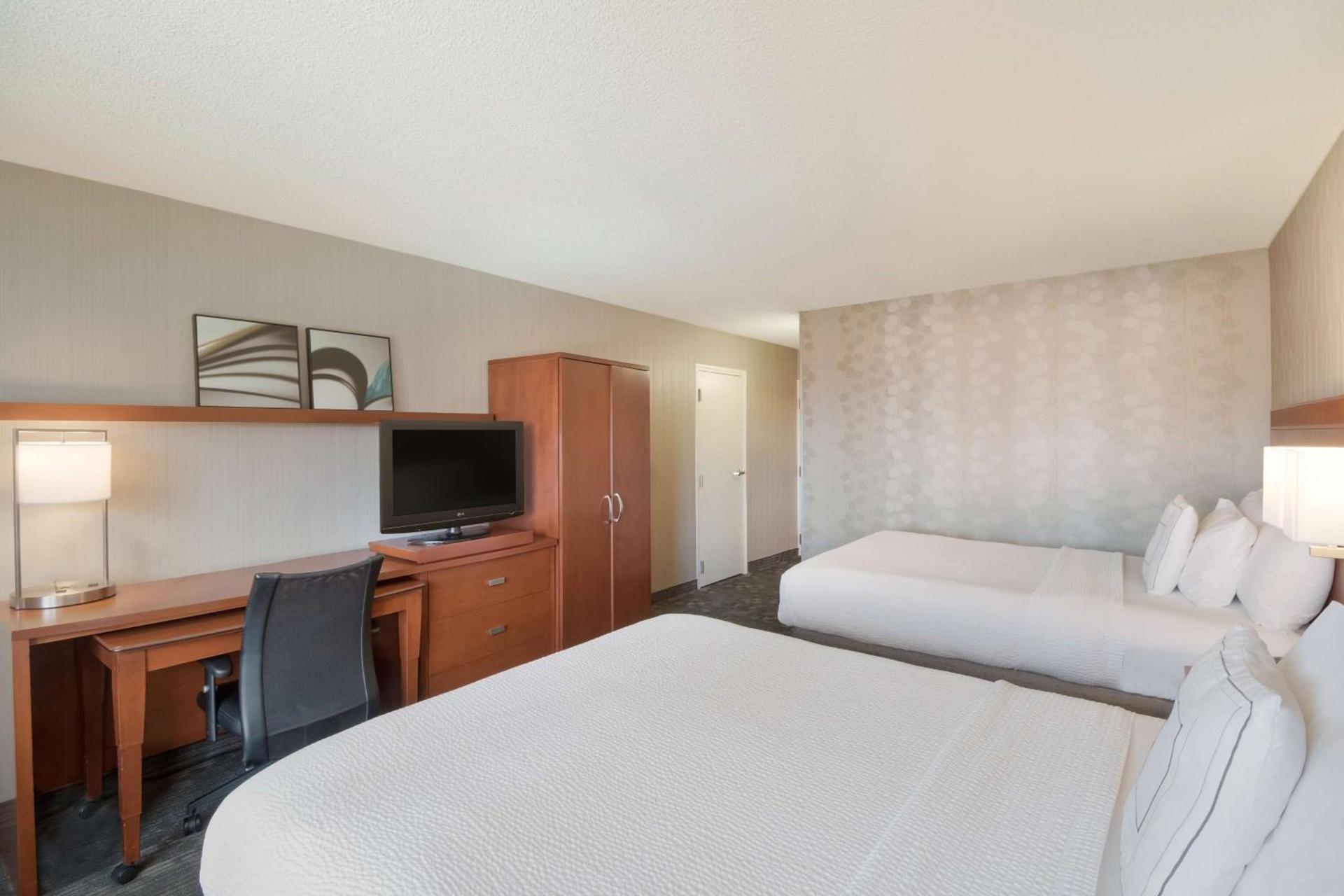 Sonesta Select Huntington Beach Fountain Valley photo 18