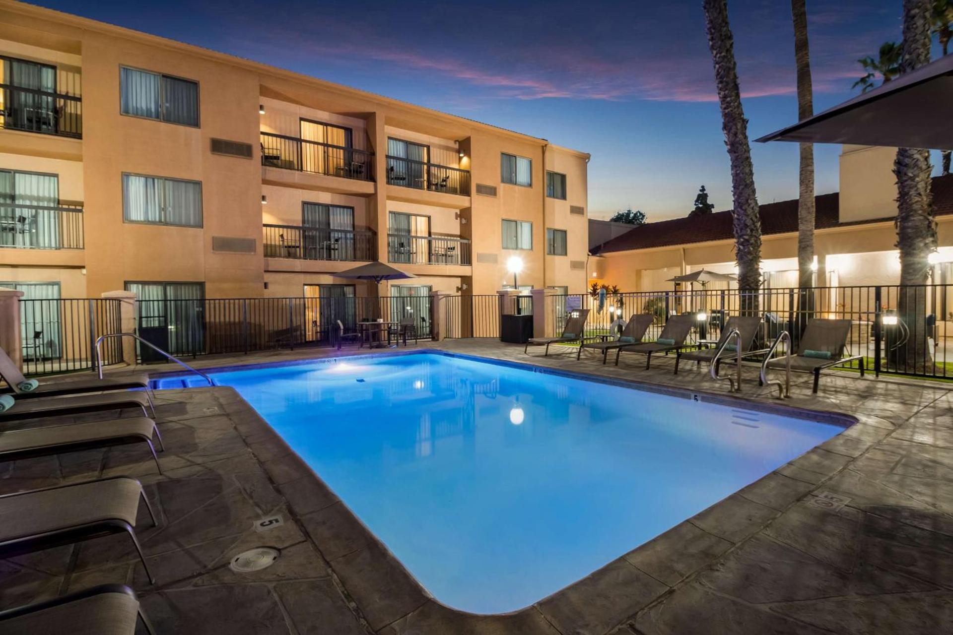 Sonesta Select Huntington Beach Fountain Valley photo 39