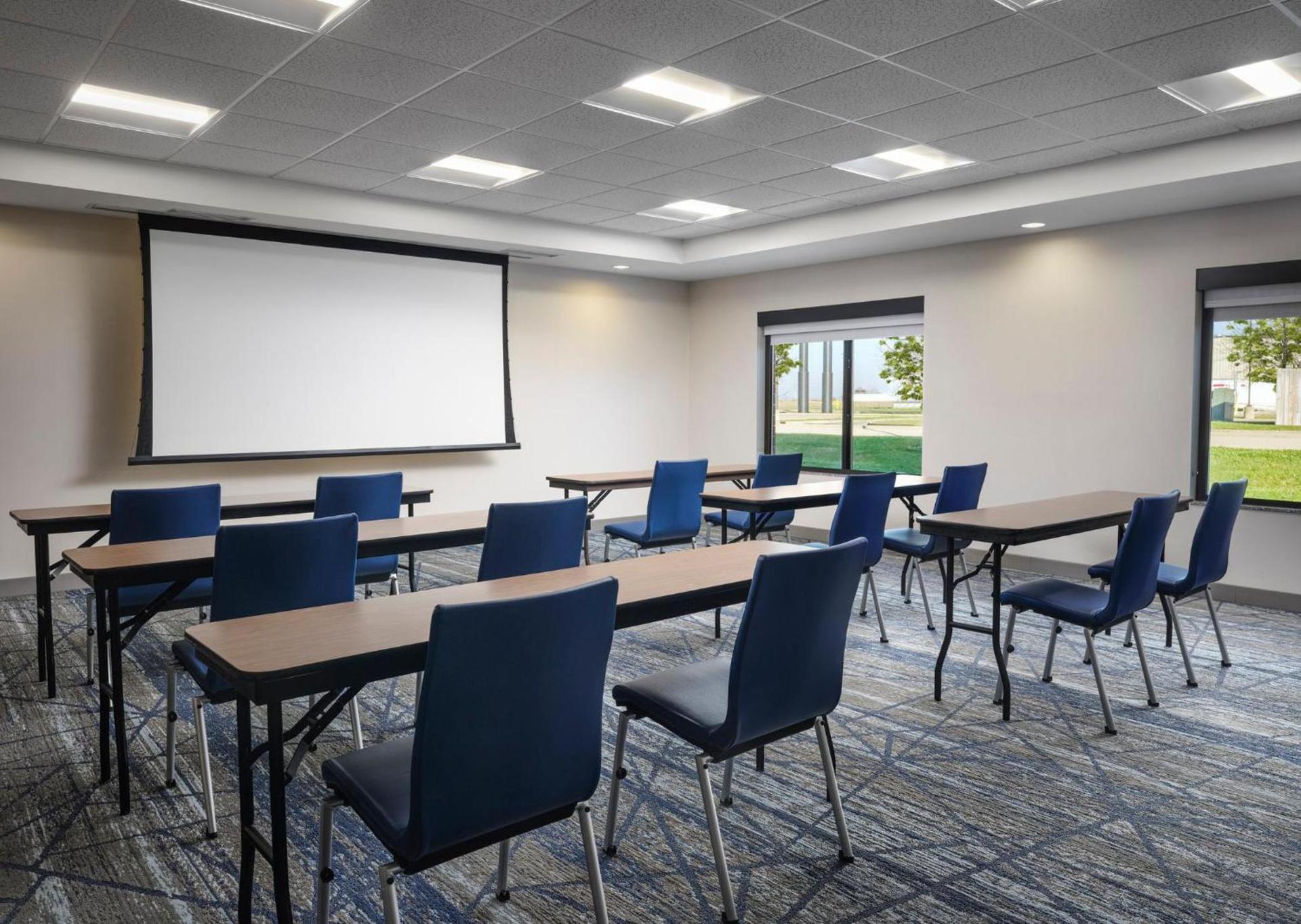 Holiday Inn Express Peru-Lasalle Area by IHG photo 74