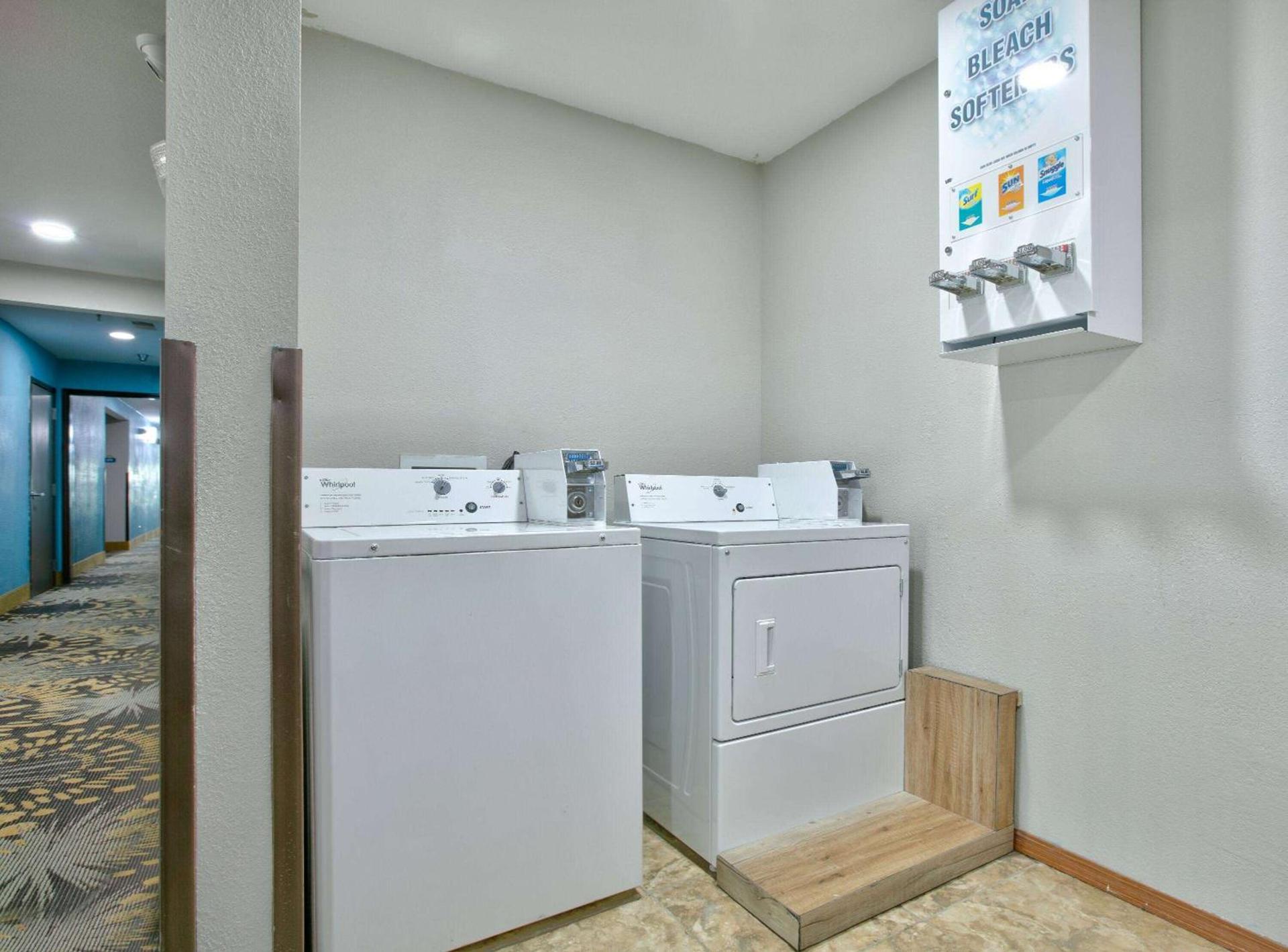 Days Inn by Wyndham Tunica Resorts photo 53