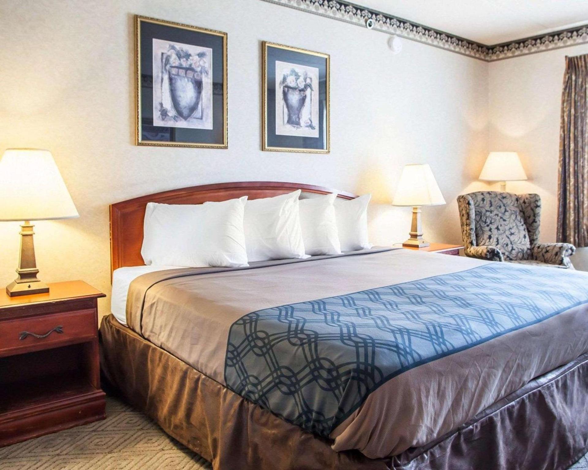 Rodeway Inn & Suites Milwaukee Airport photo 13