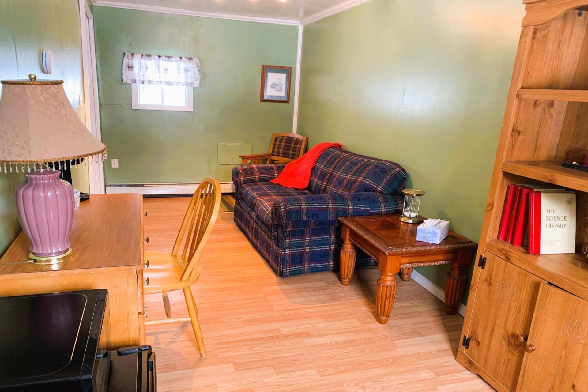 Love Hotels St John River by OYO at Fort Kent ME photo 47