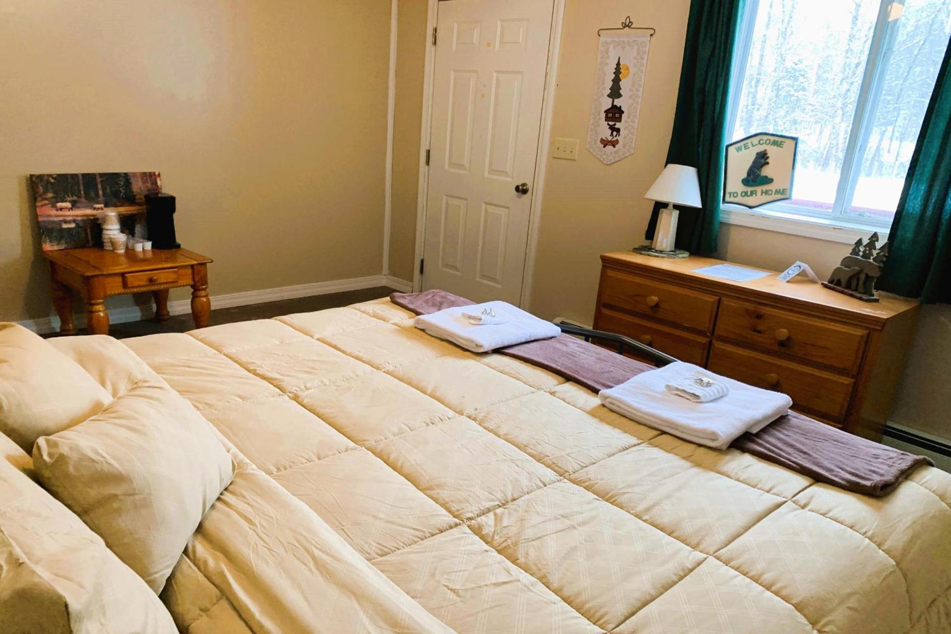 Love Hotels St John River by OYO at Fort Kent ME photo 95