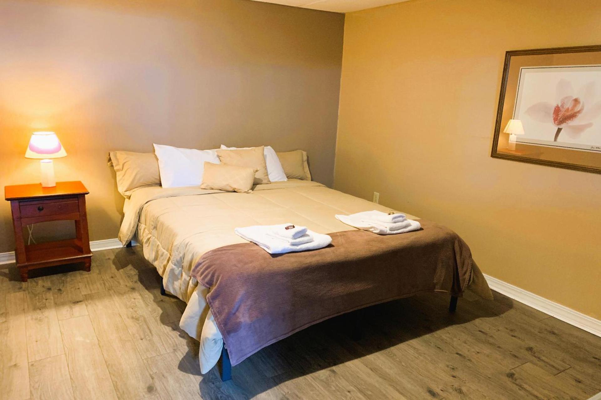 Love Hotels St John River by OYO at Fort Kent ME photo 74