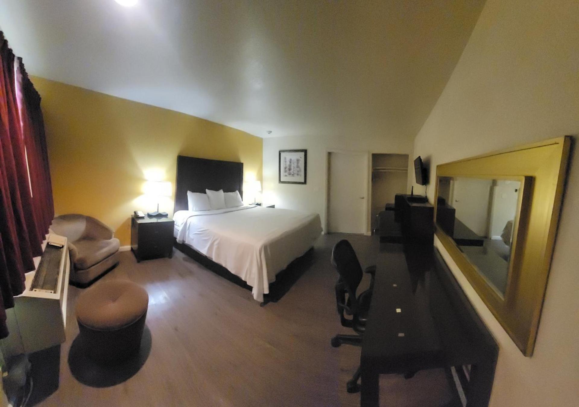 Mission Inn and Suites photo 25