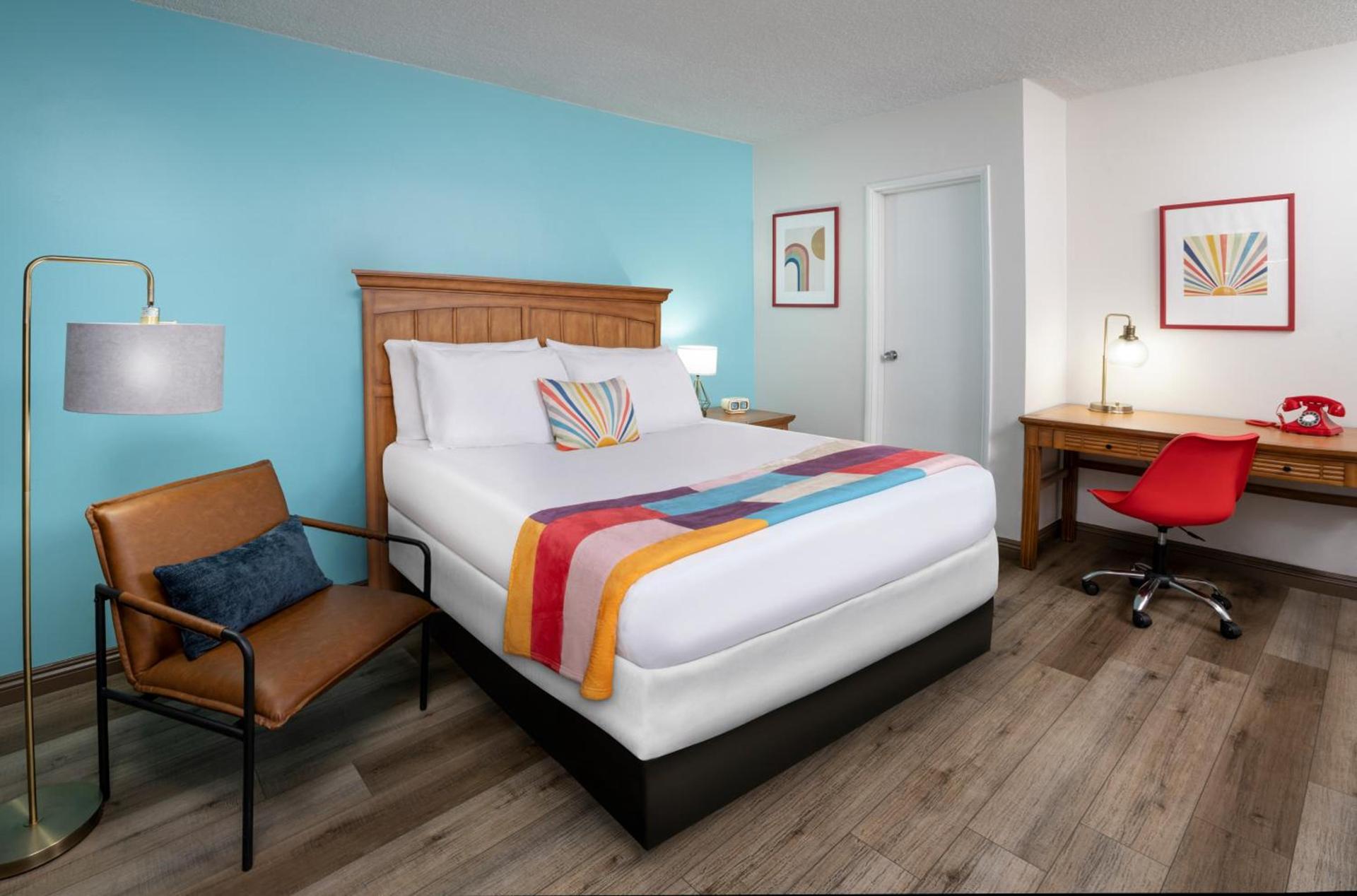 The Sojourn Los Angeles - Sherman Oaks photo 17