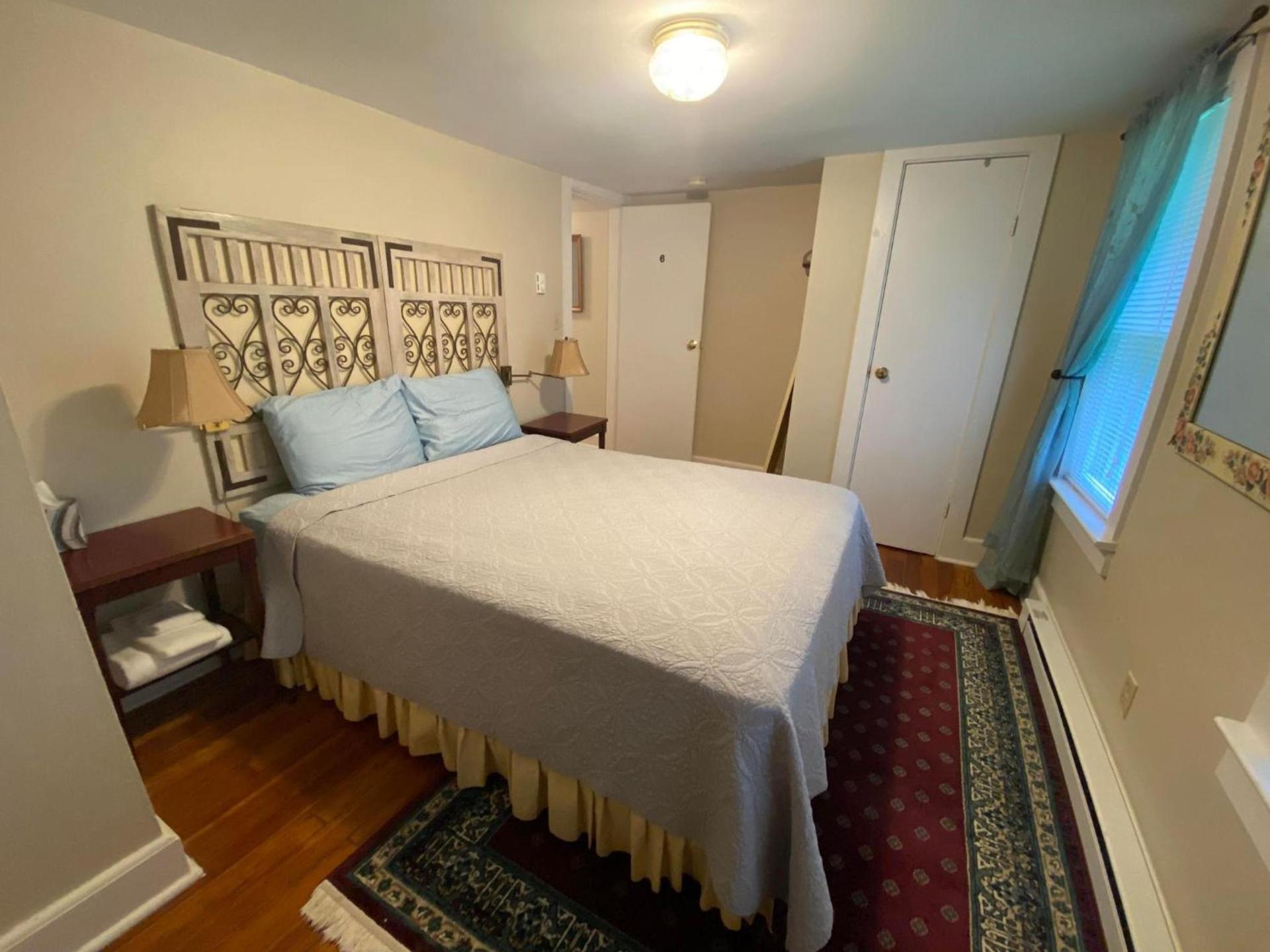 Historic Rosemont Manor photo 4