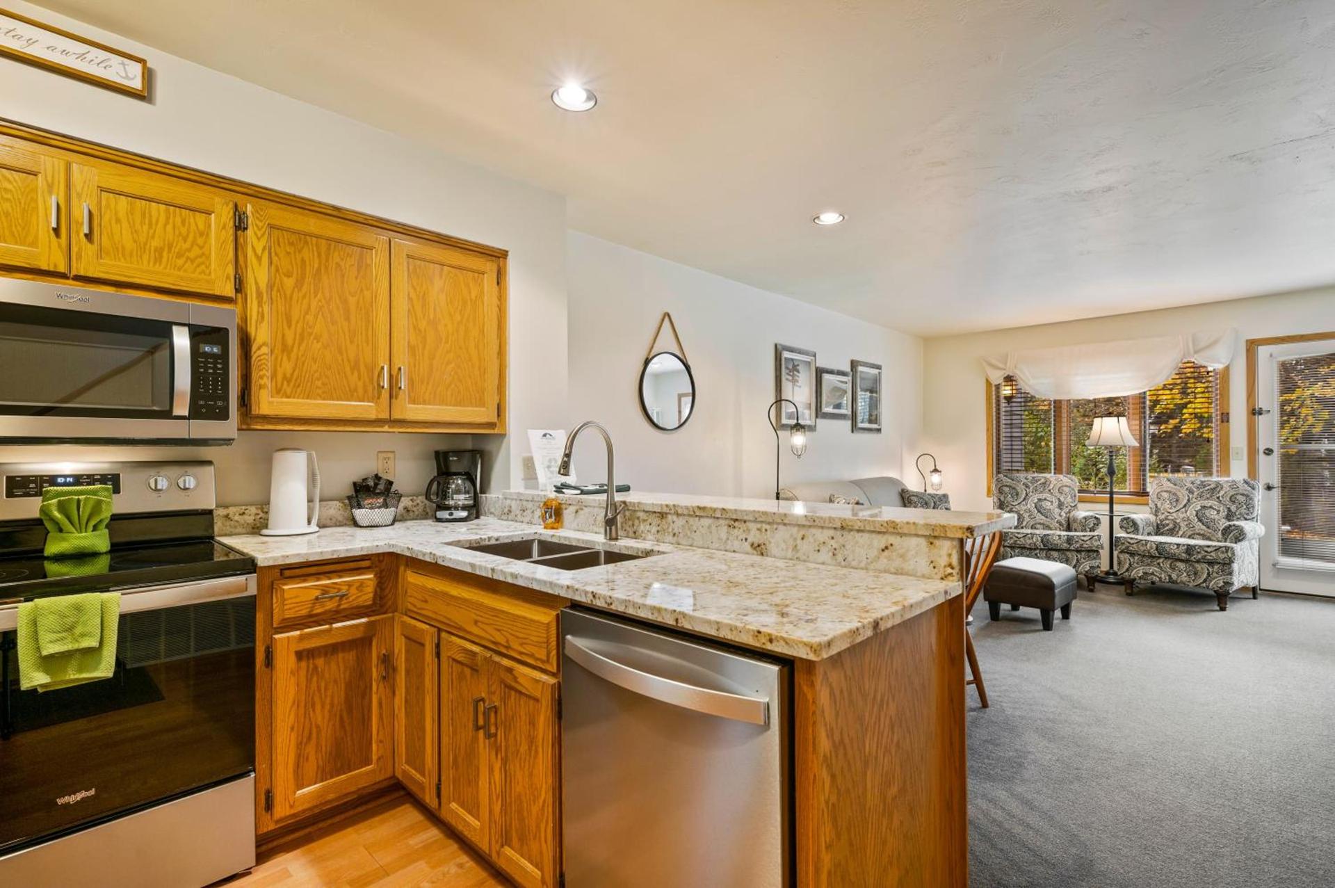 Evergreen Hill Condominiums photo 21