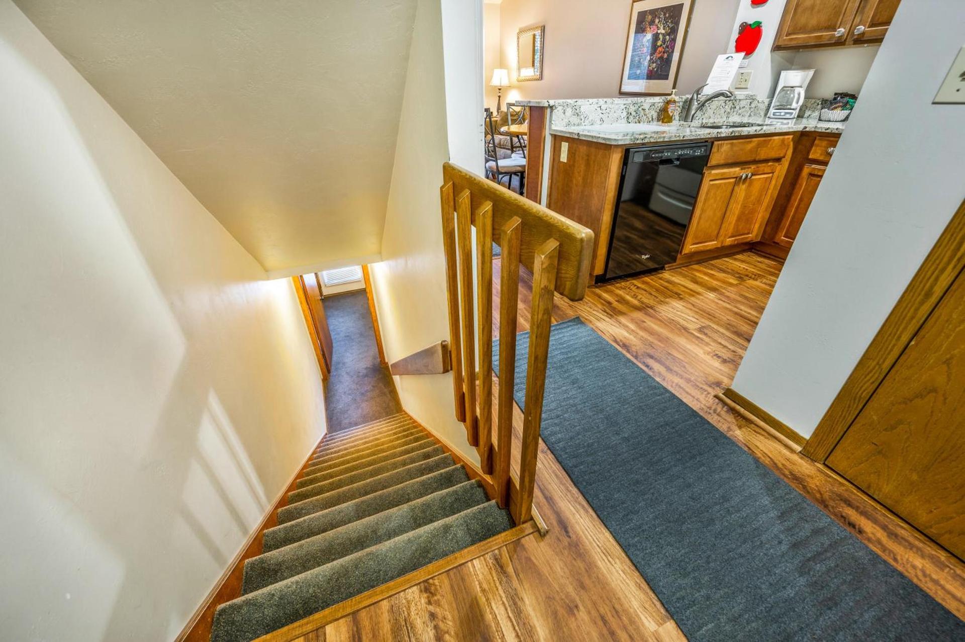 Evergreen Hill Condominiums photo 34
