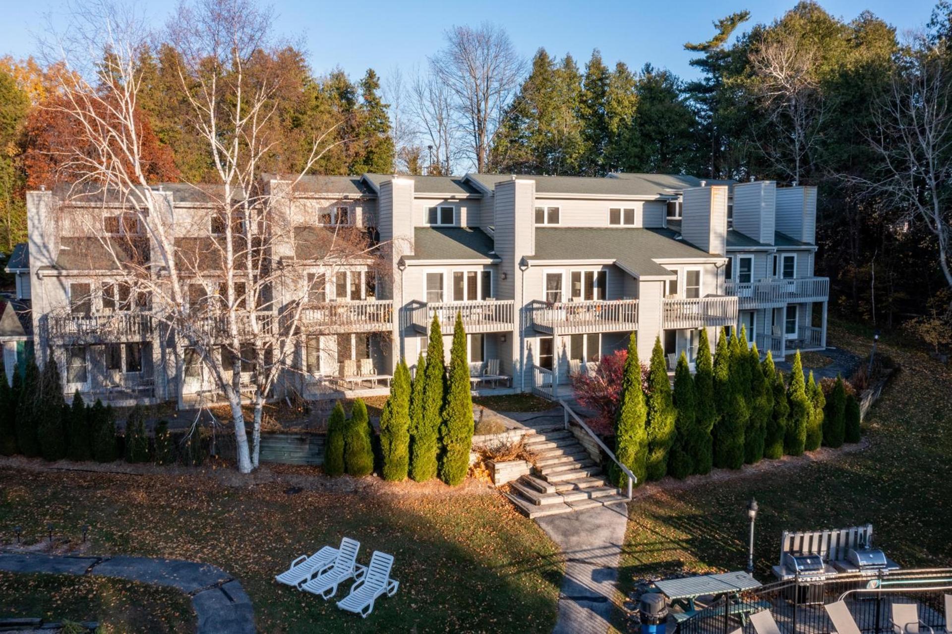 Evergreen Hill Condominiums photo 41