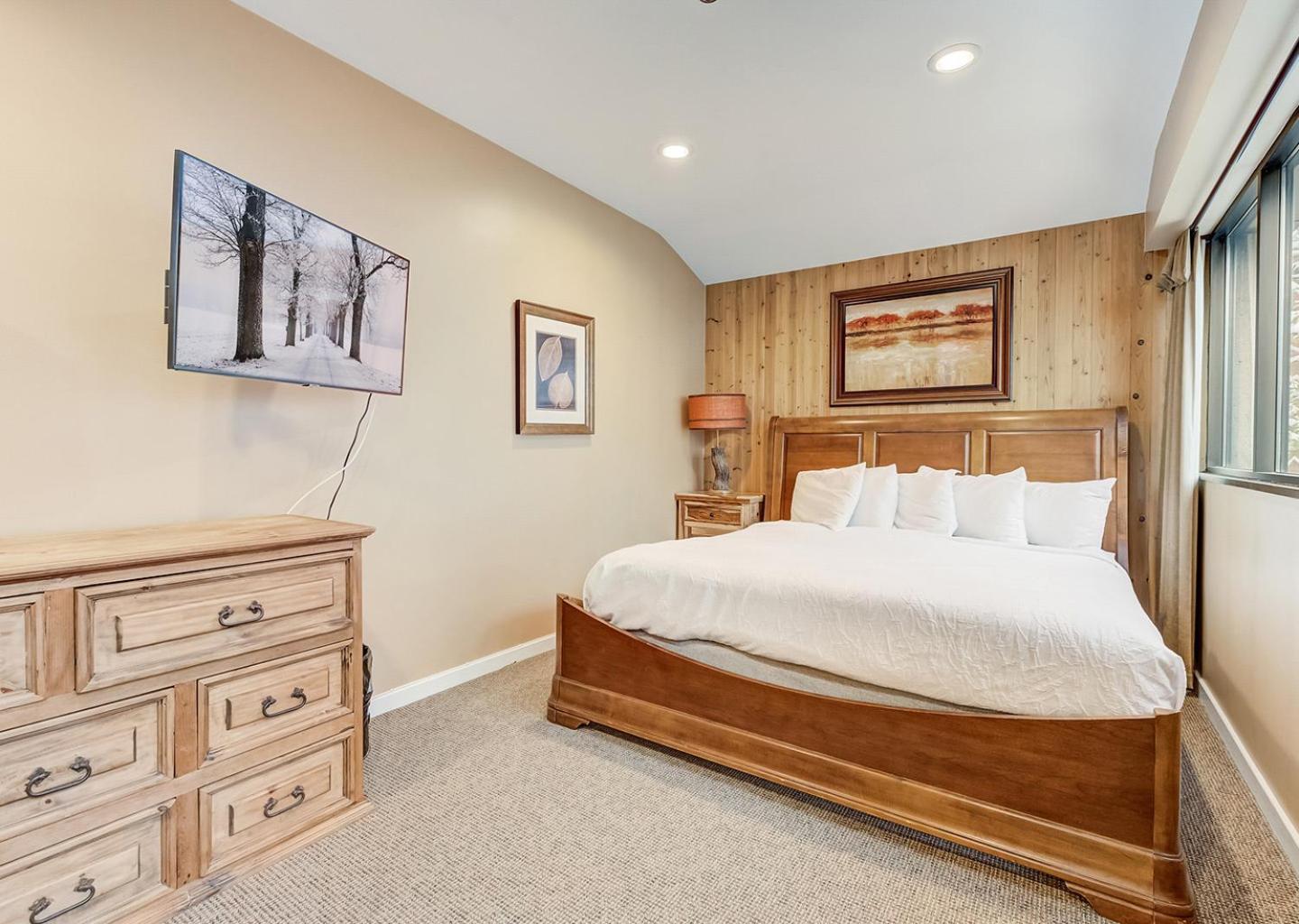 Silver King by All Seasons Resort Lodging photo 59
