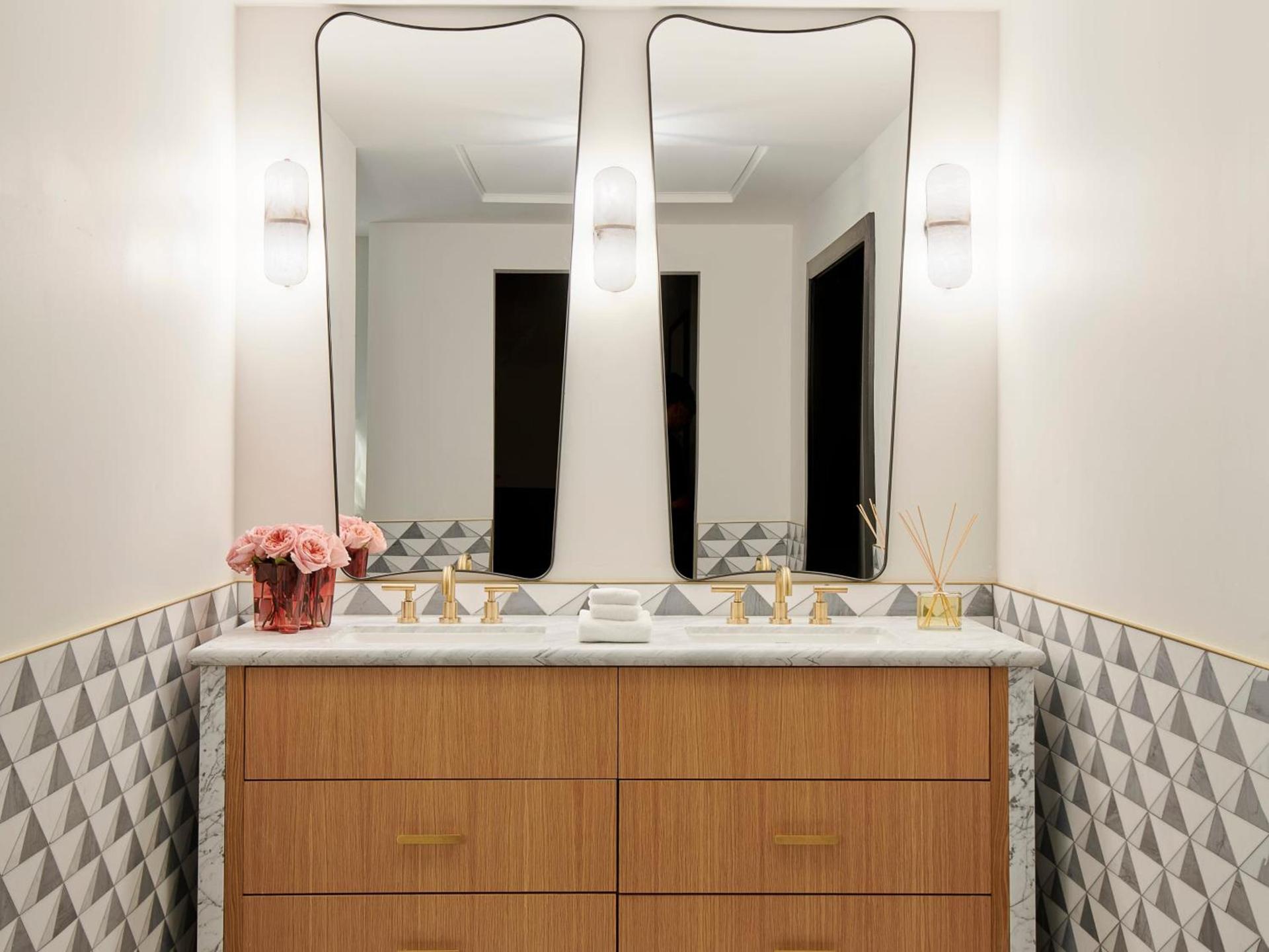Virgin Hotels Dallas photo 28