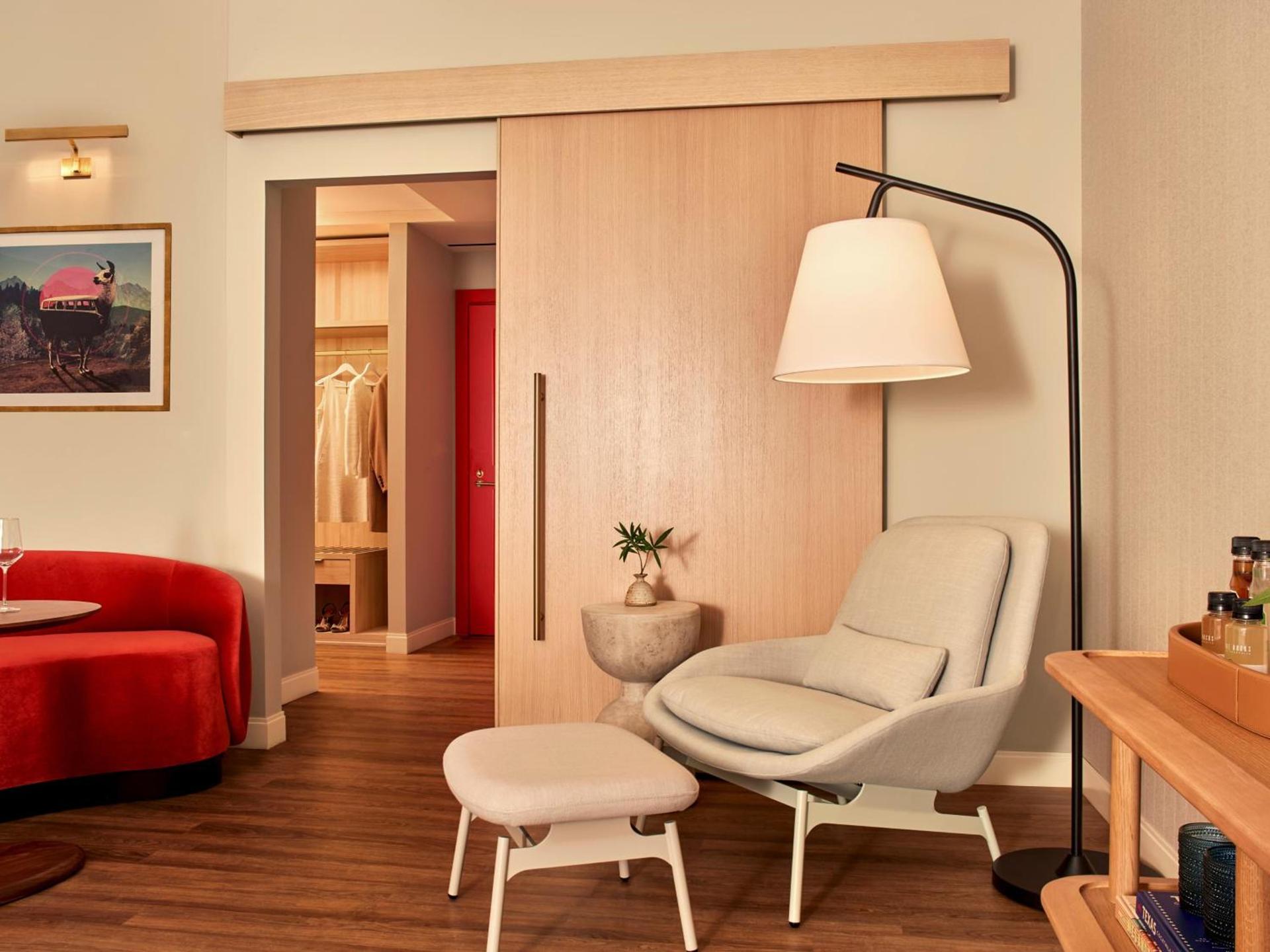 Virgin Hotels Dallas photo 49