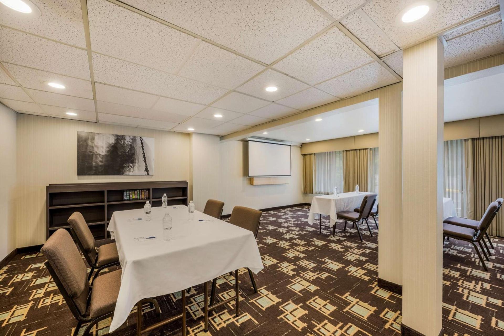 Best Western Alderwood photo 42