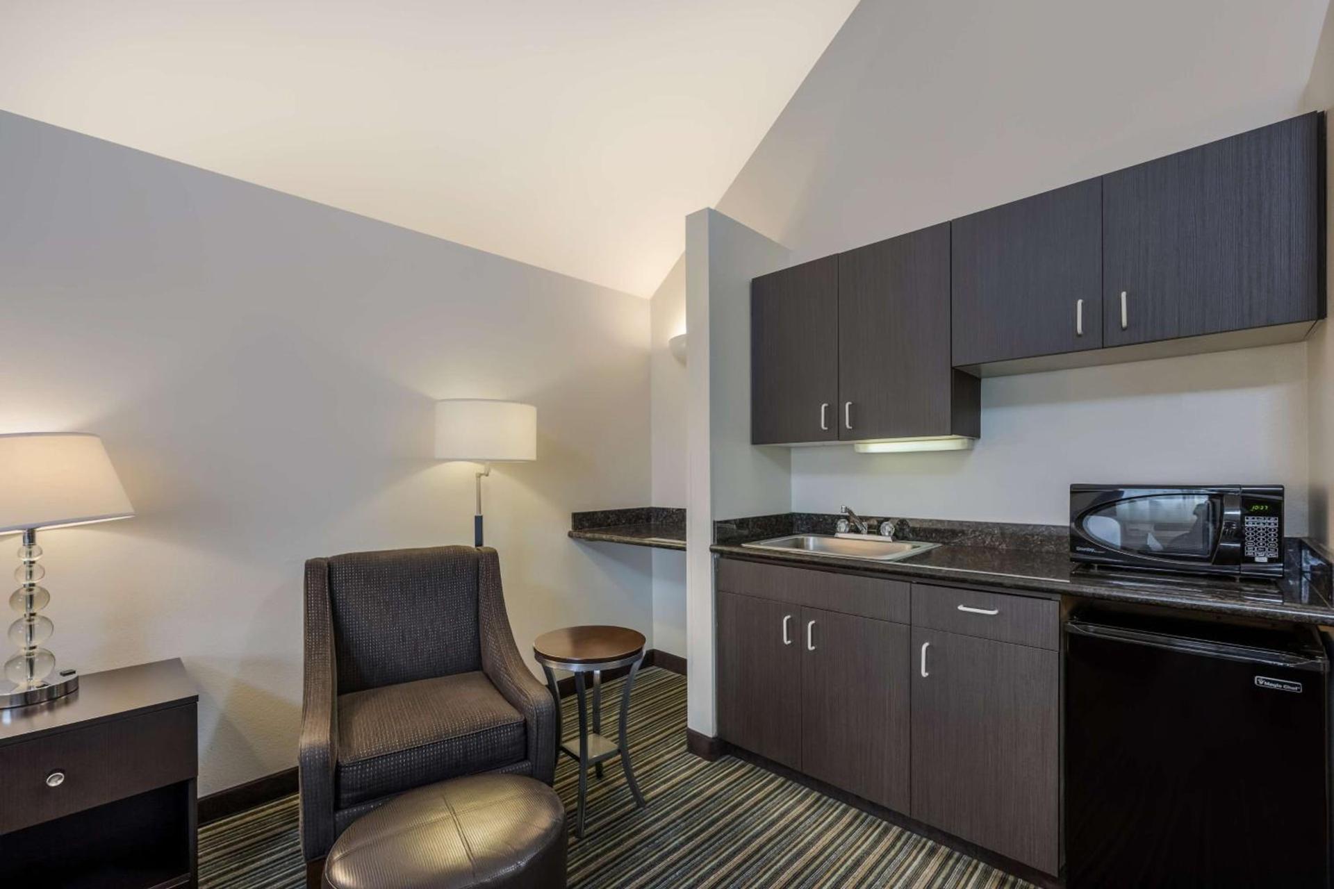 Best Western Alderwood photo 21