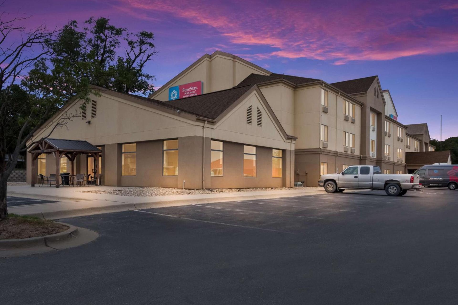 SureStay Plus Hotel by Best Western Coralville Iowa City — hotel in Coralville