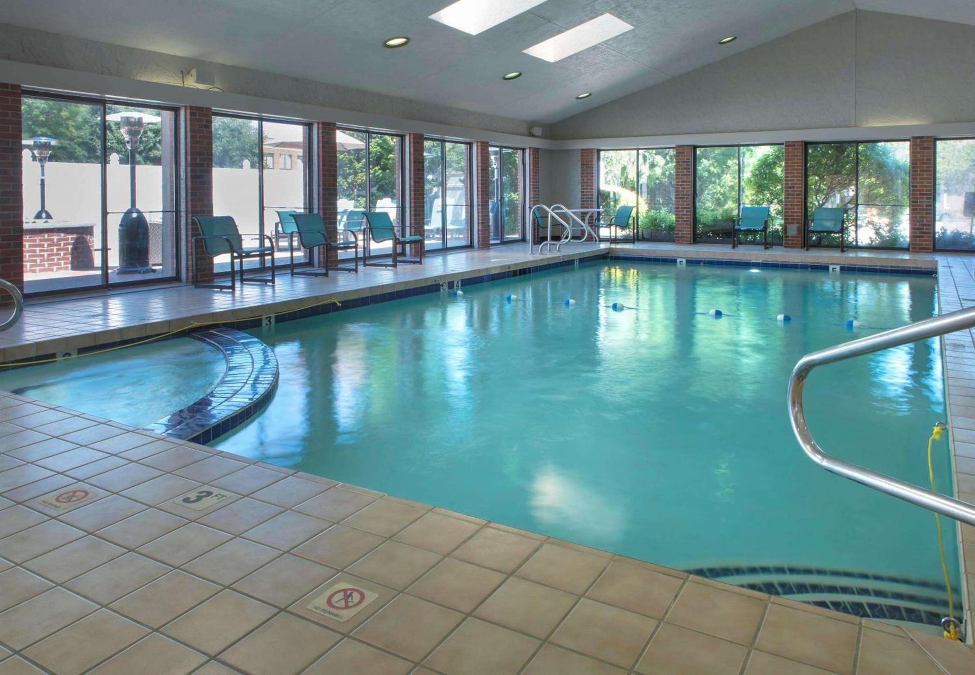 Sonesta ES Suites Providence - Airport photo 9