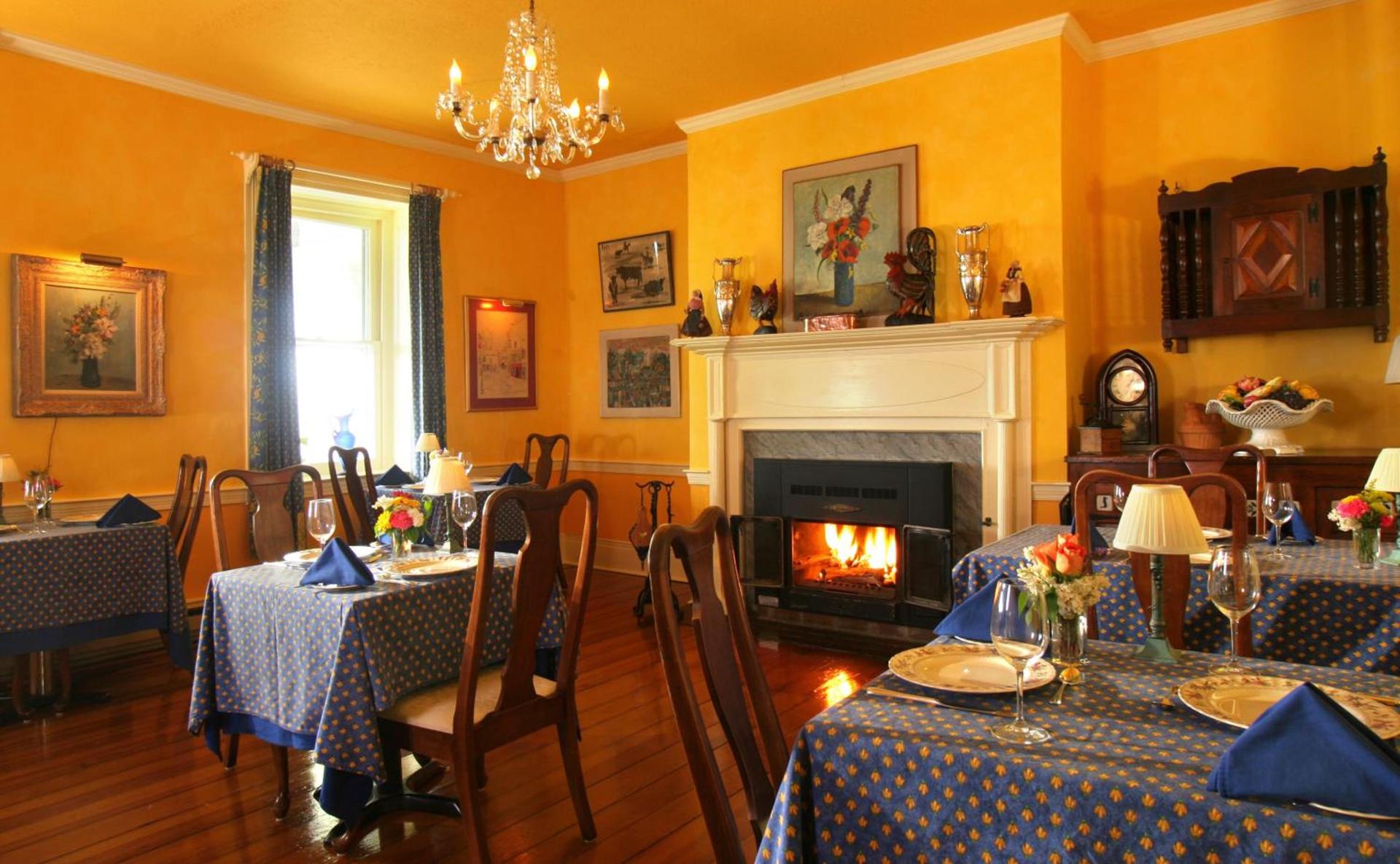 L'Auberge Provencale Inn & Restaurant photo 39