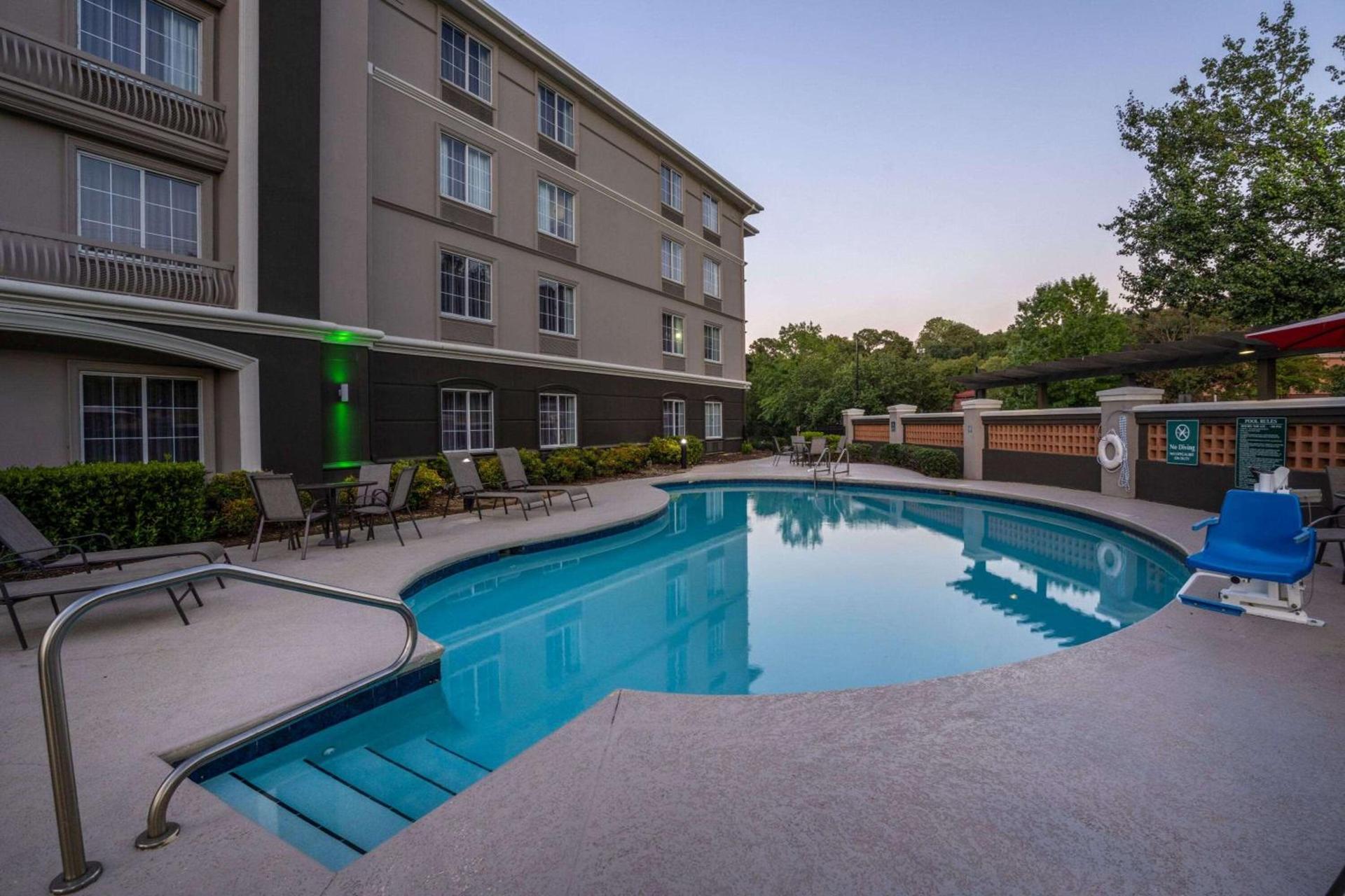 La Quinta by Wyndham Birmingham Hoover photo 28