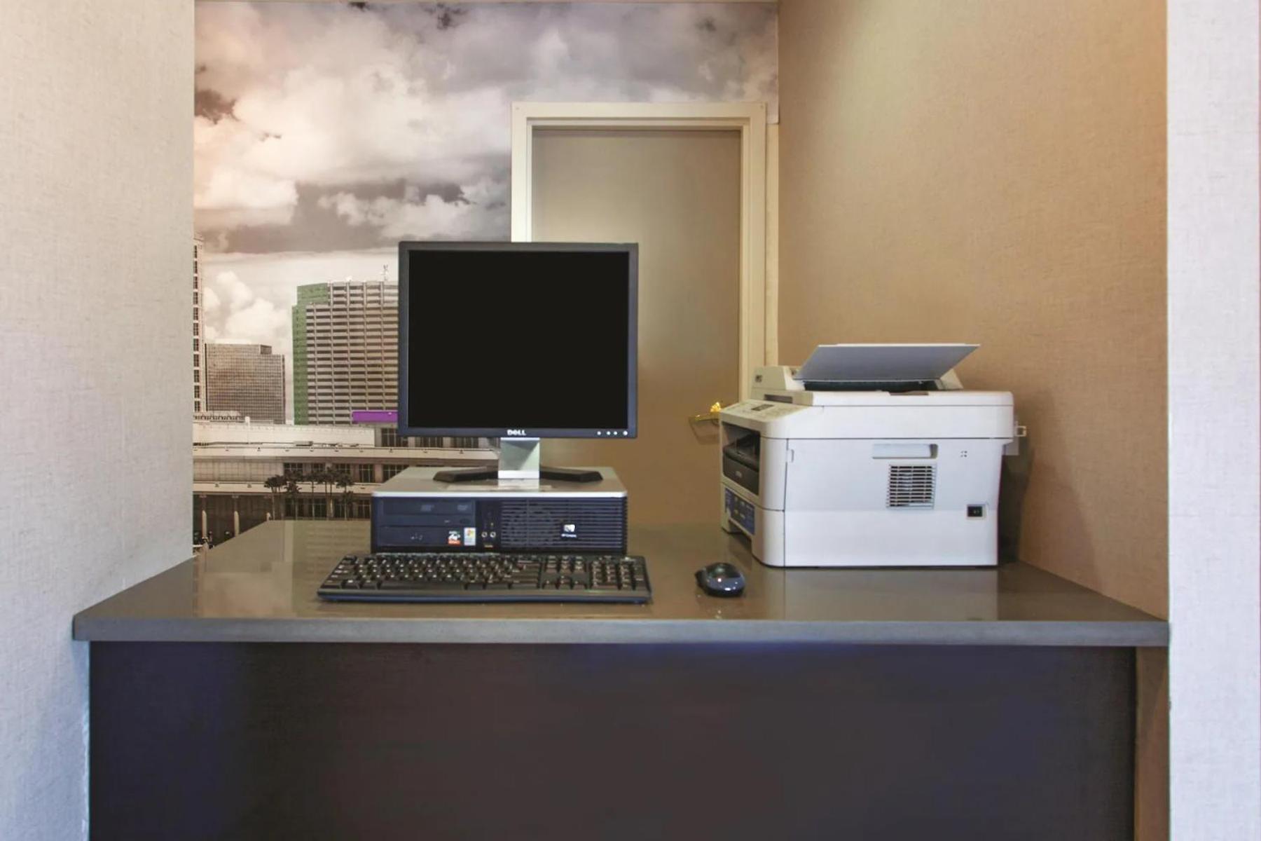 La Quinta by Wyndham Tampa Bay Area-Tampa South photo 38