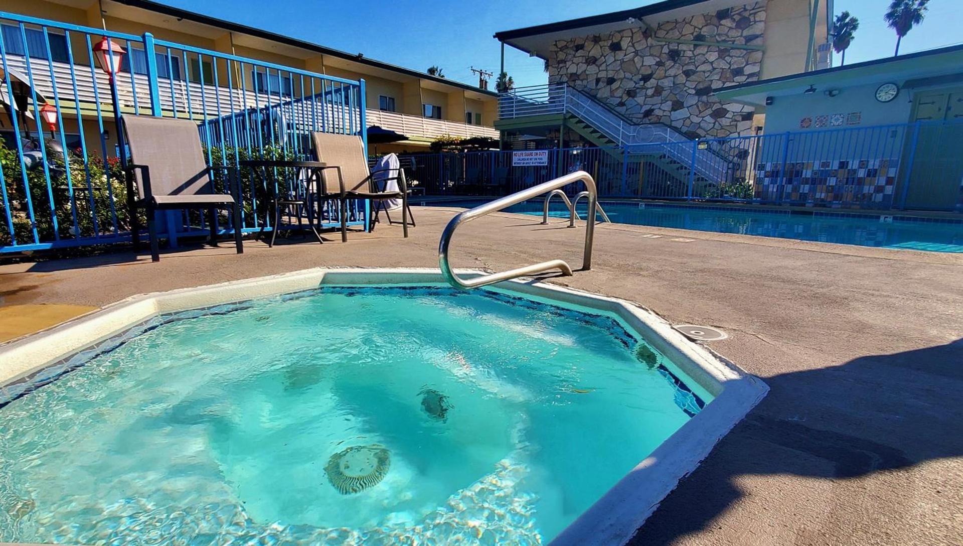 Quality Inn & Suites Anaheim at the Park photo 23