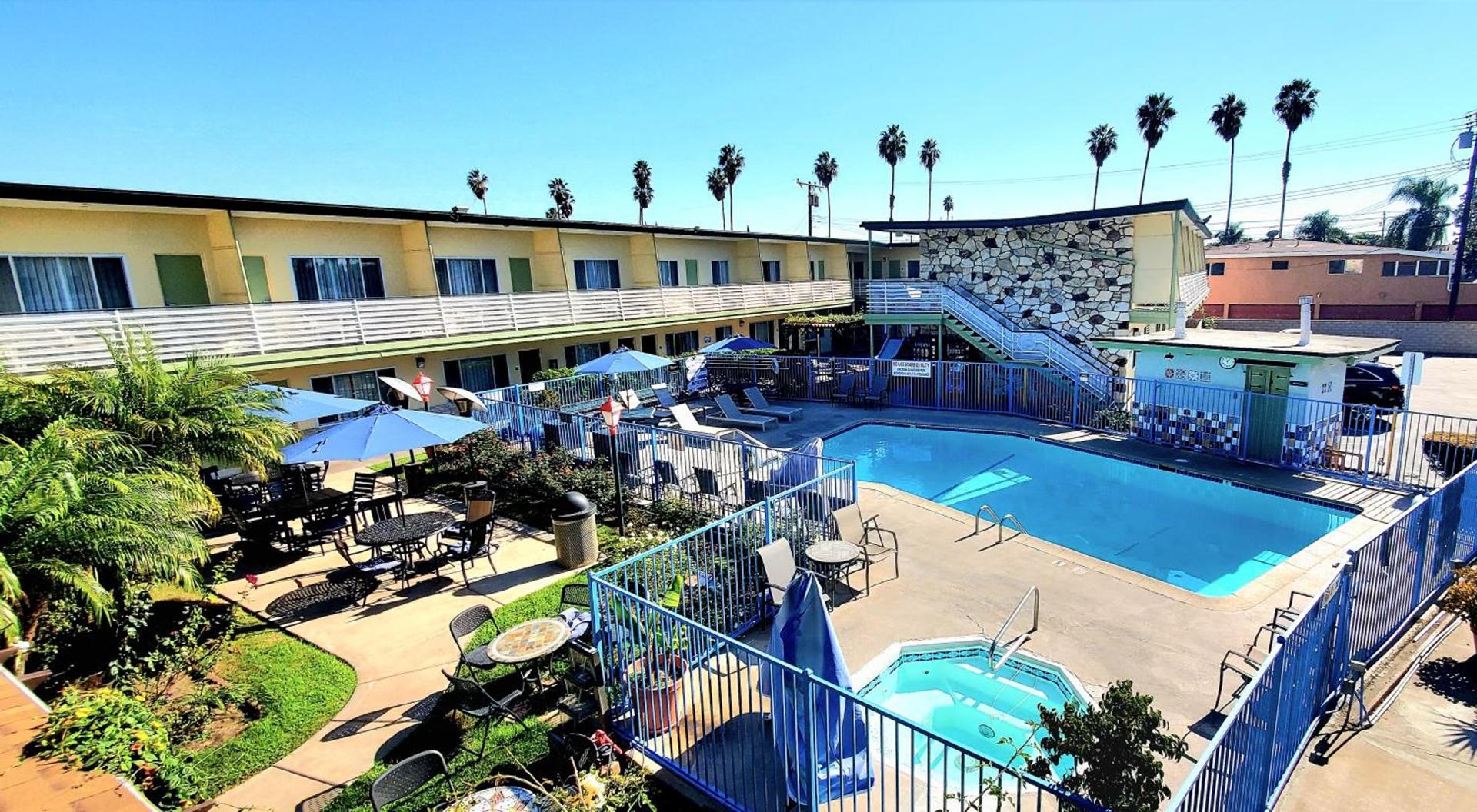 Quality Inn & Suites Anaheim at the Park photo 22
