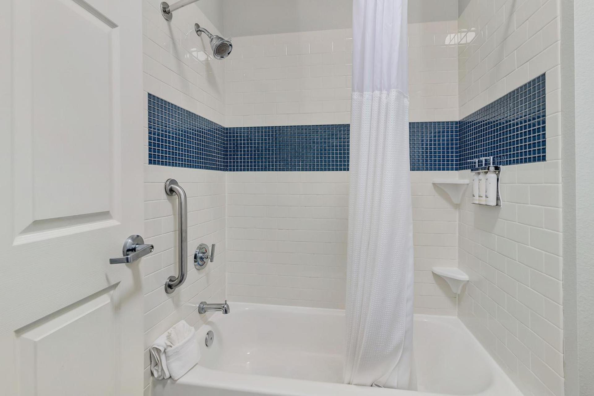 Staybridge Suites Tyler University Area by IHG photo 11
