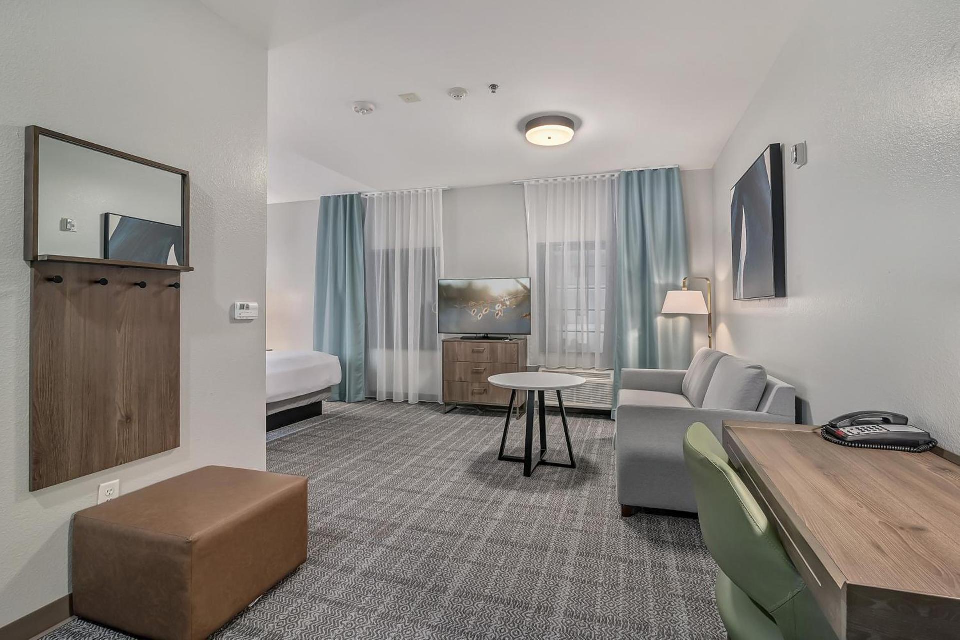 Staybridge Suites Tyler University Area by IHG photo 16