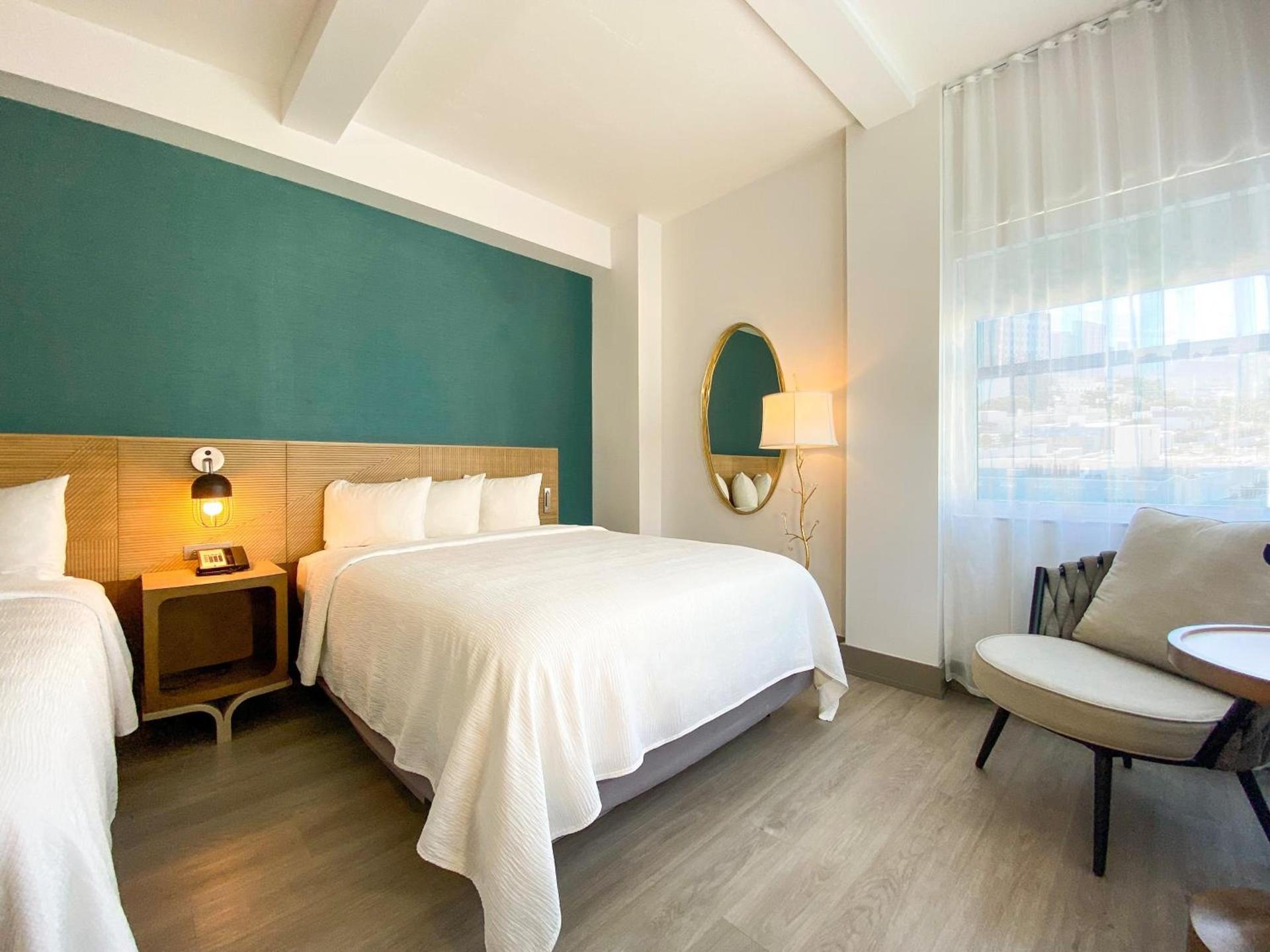 Marseilles Beachfront Hotel photo 53