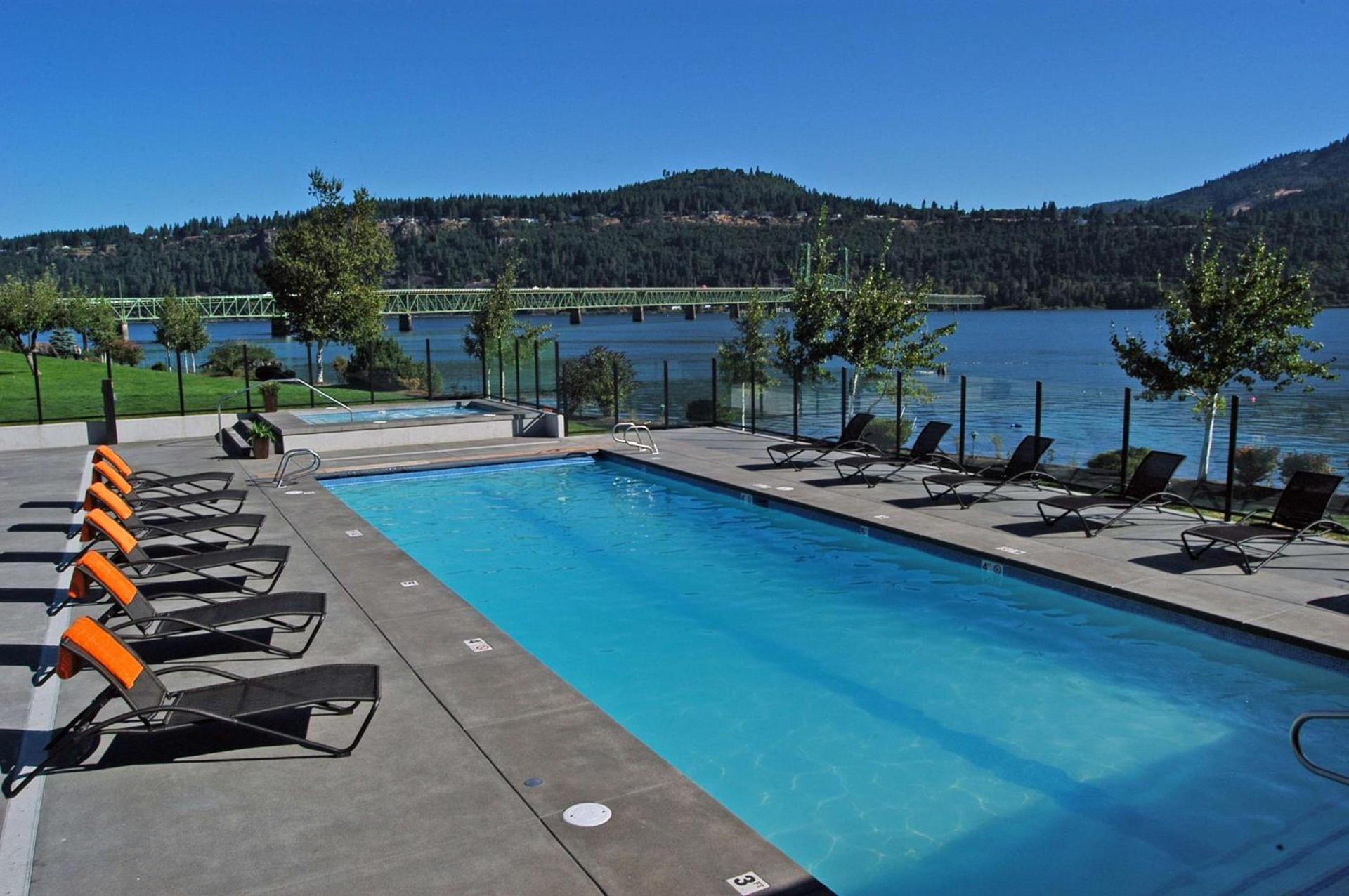 Best Western Plus Hood River Inn photo 7