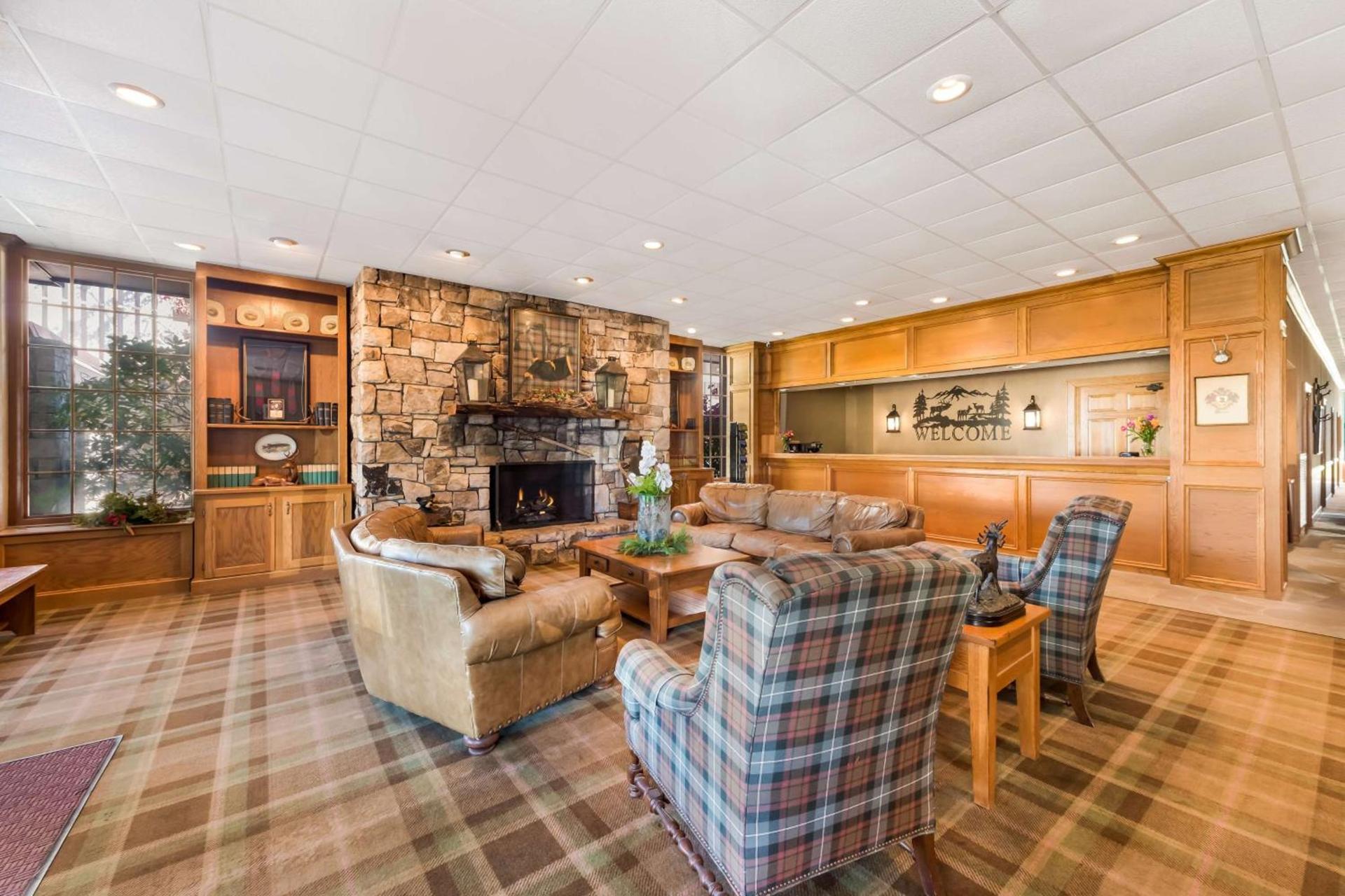 The Lodge at Banner Elk photo 2