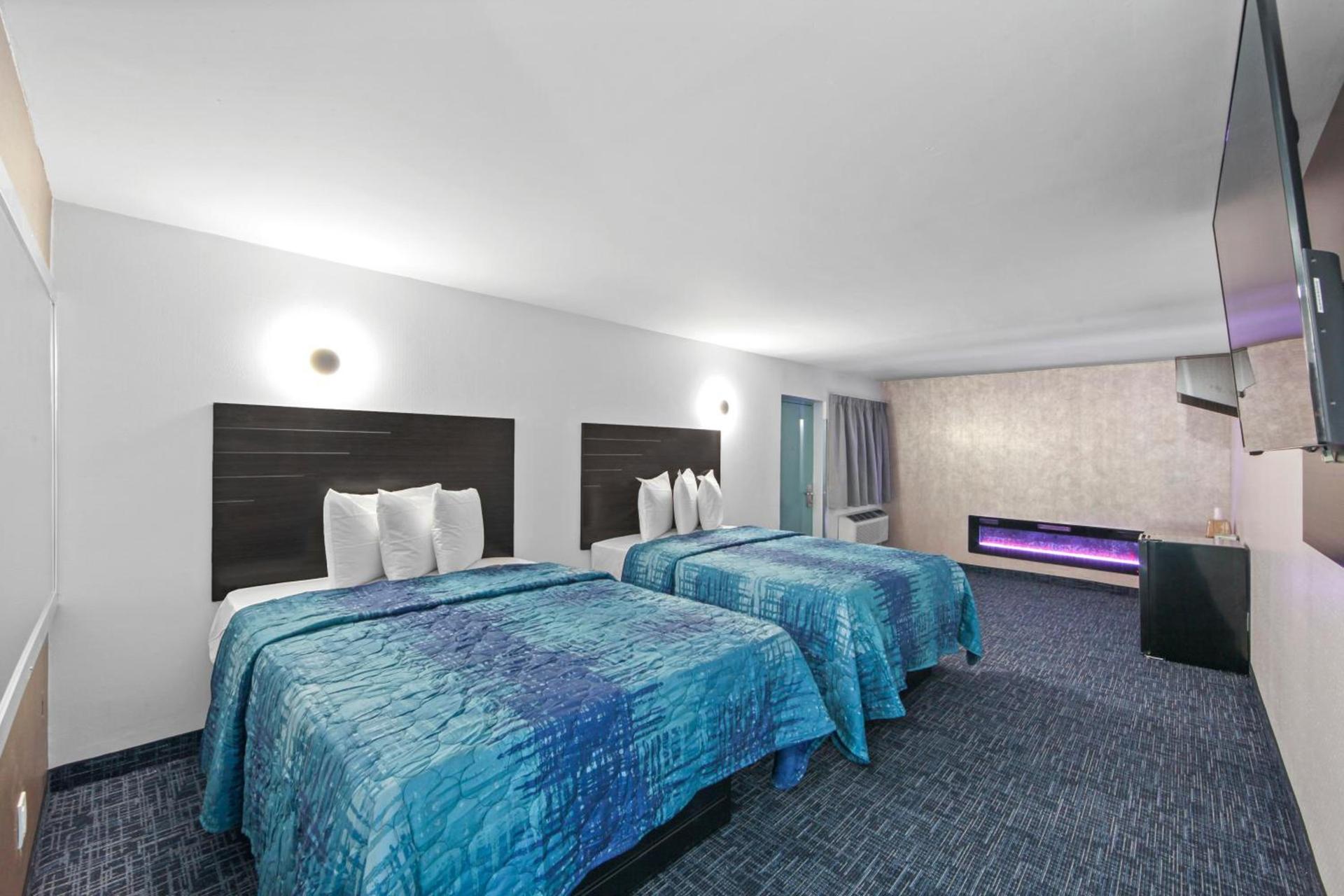 Hotel OPUS Bronx Near Bay Plaza Mall photo 5