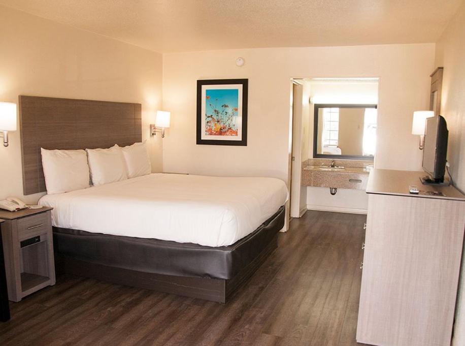 Exacta Inn photo 5