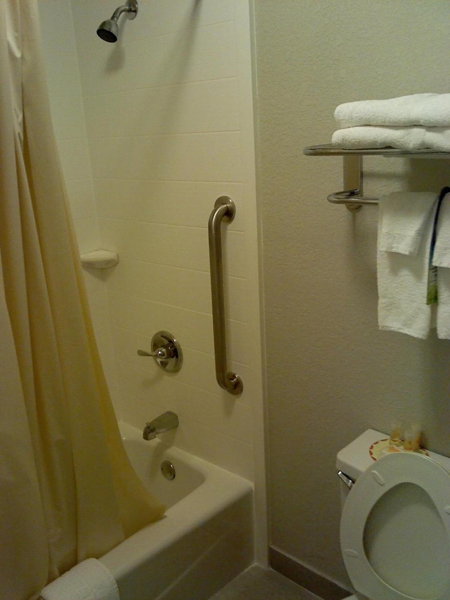 Days Inn by Wyndham Snyder photo 28