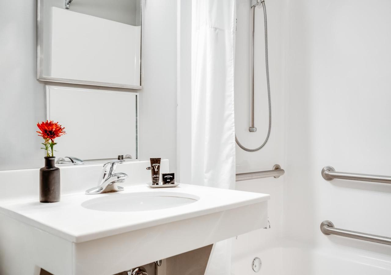 Hotel One75 photo 15