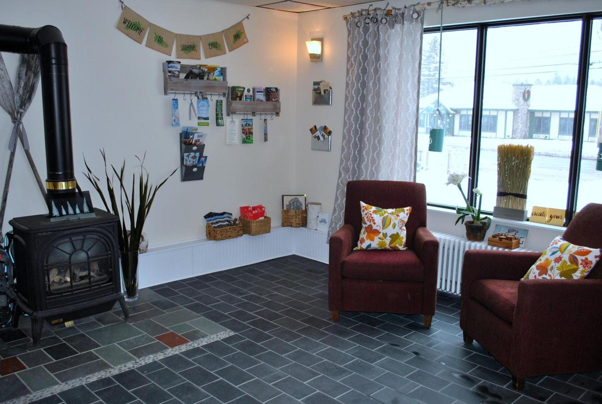 Gauthier's Saranac Lake Inn photo 12