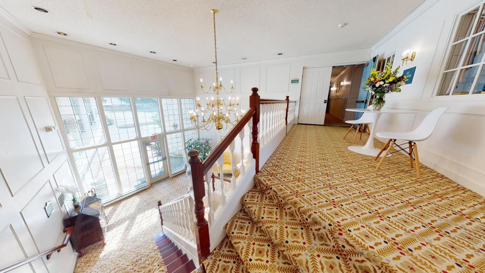 The Farmington Inn and Suites photo 34