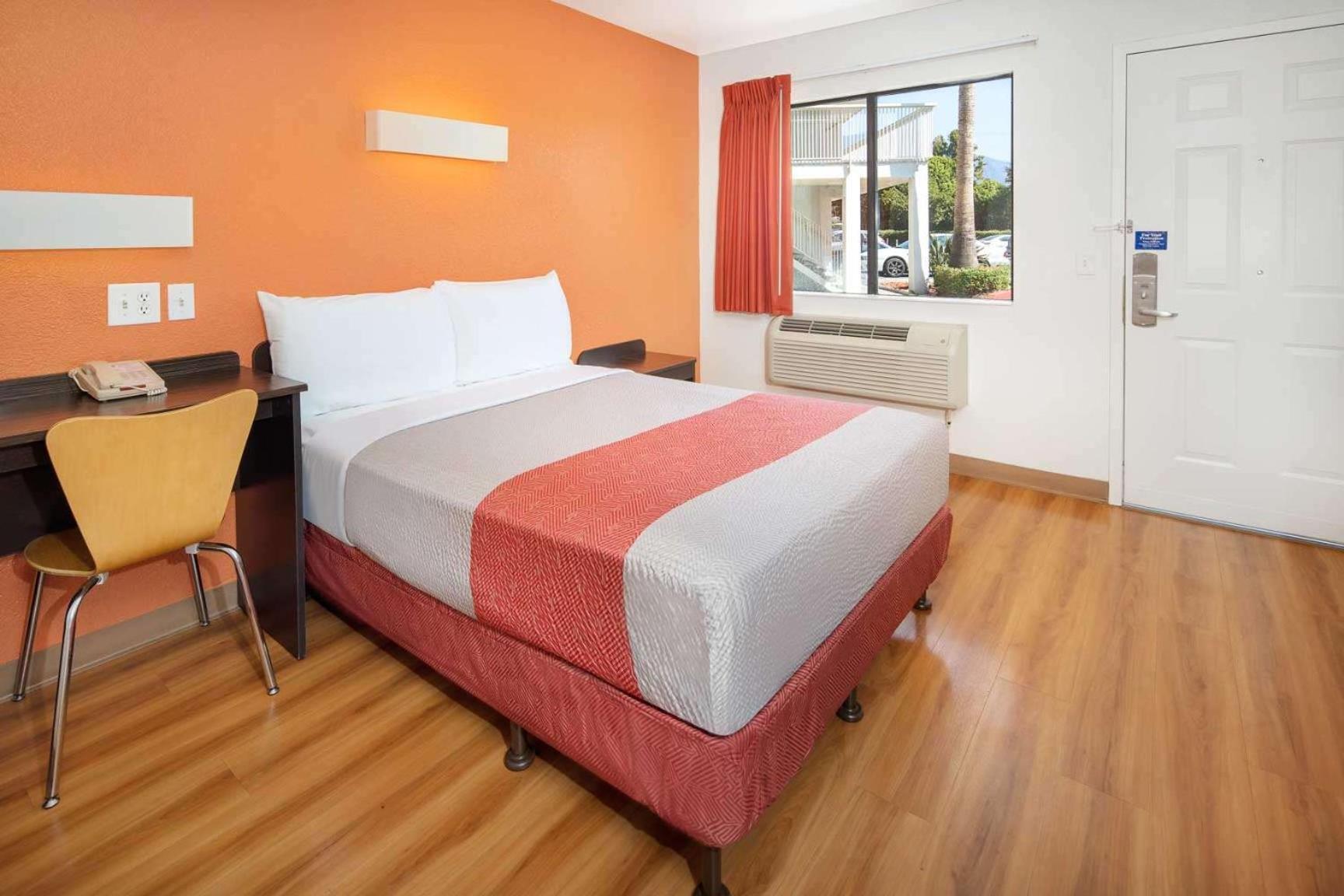 Motel 6-Arcadia, CA - Los Angeles - Pasadena Area photo 12