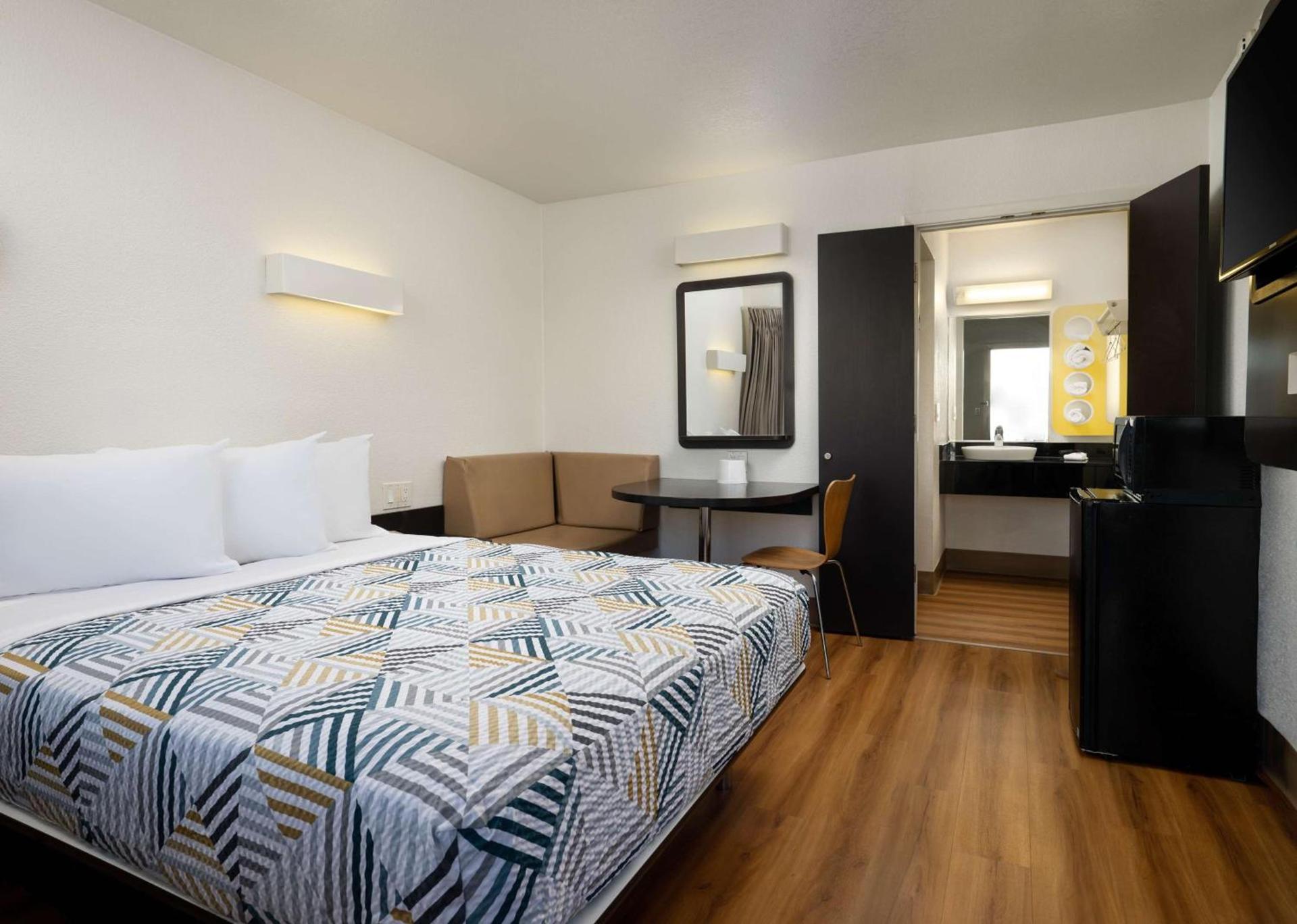 Motel 6-Goleta, CA - Santa Barbara photo 11