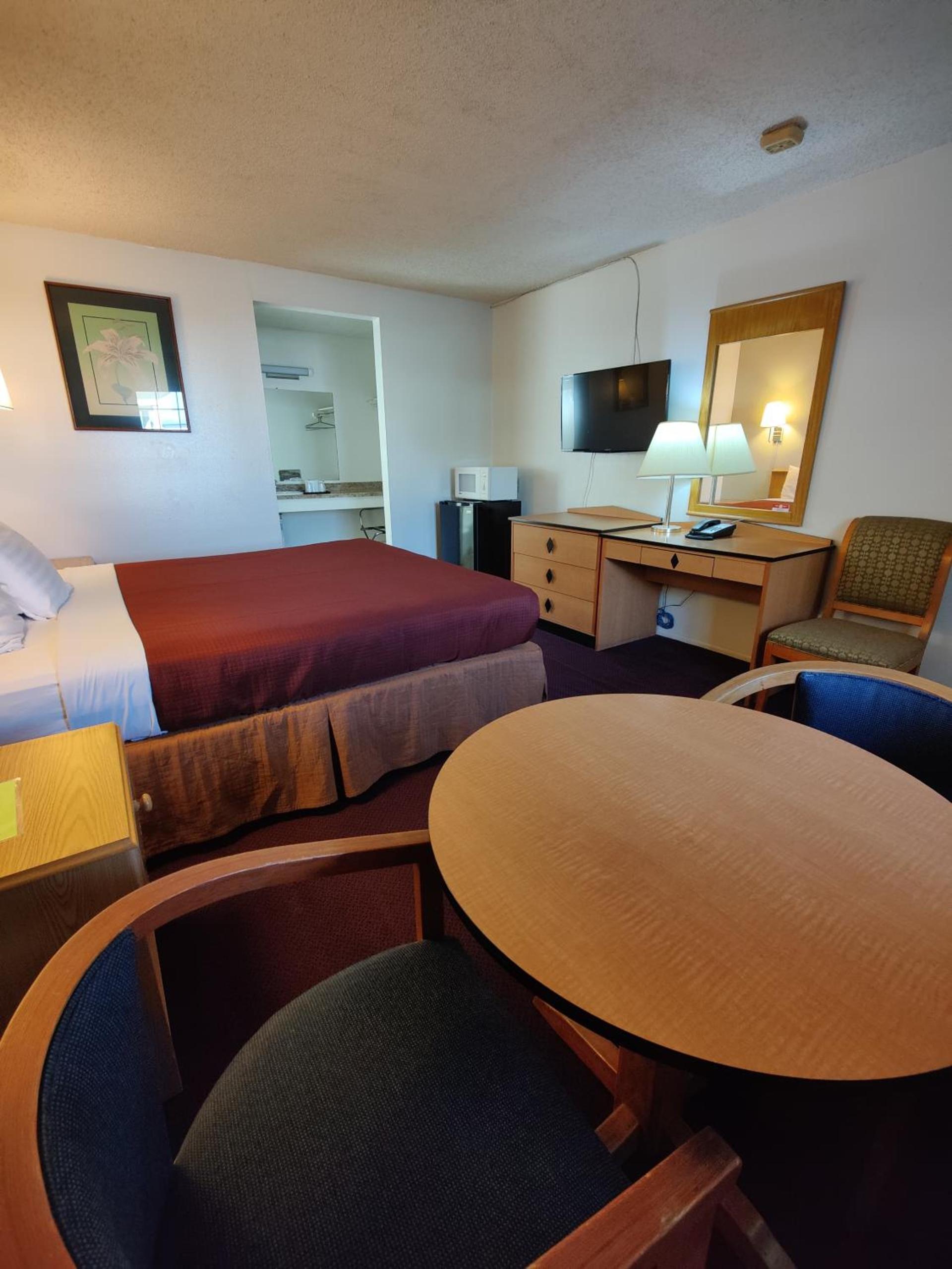 Motel 8 Willcox photo 20
