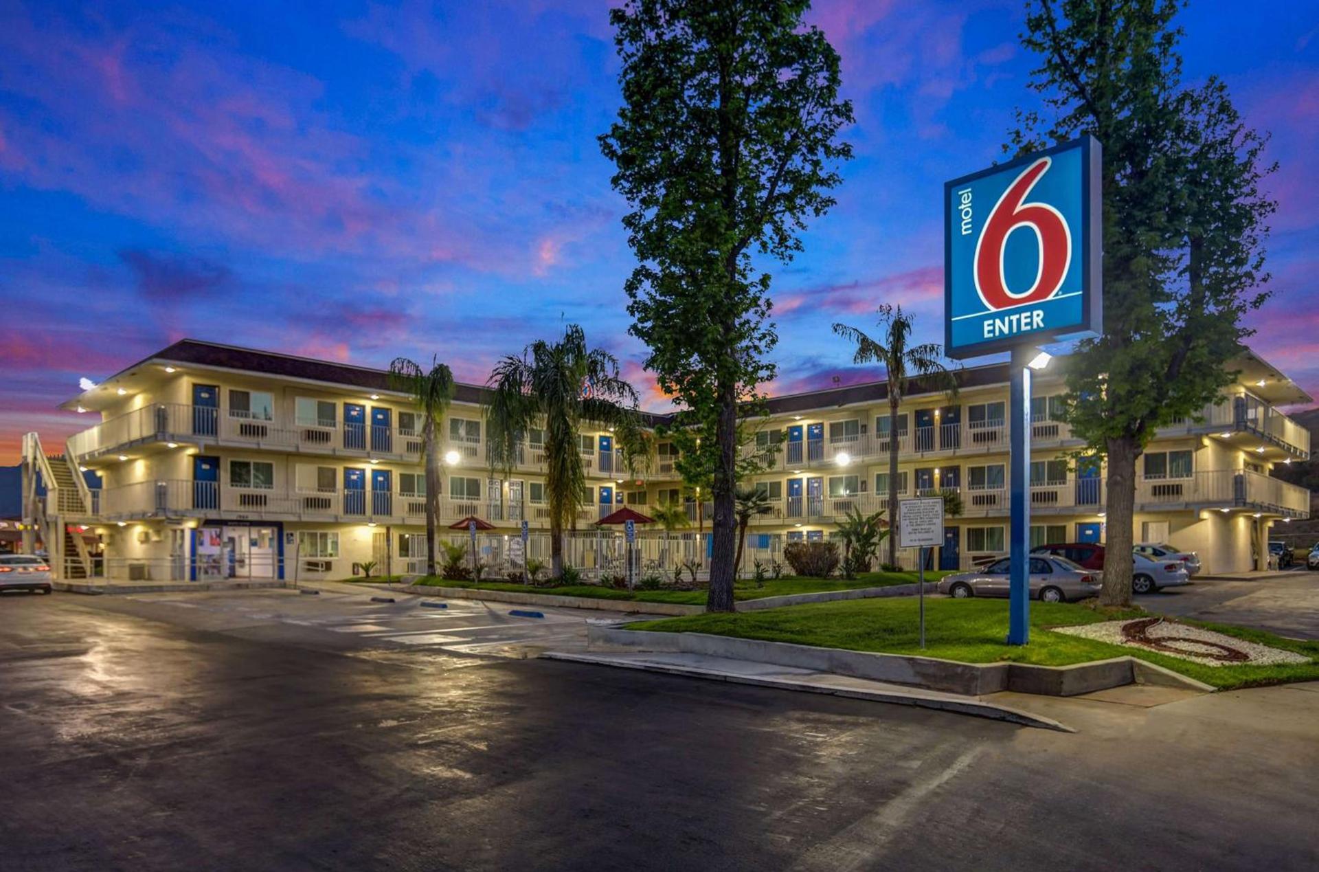Motel 6-San Bernardino, CA - North photo 3