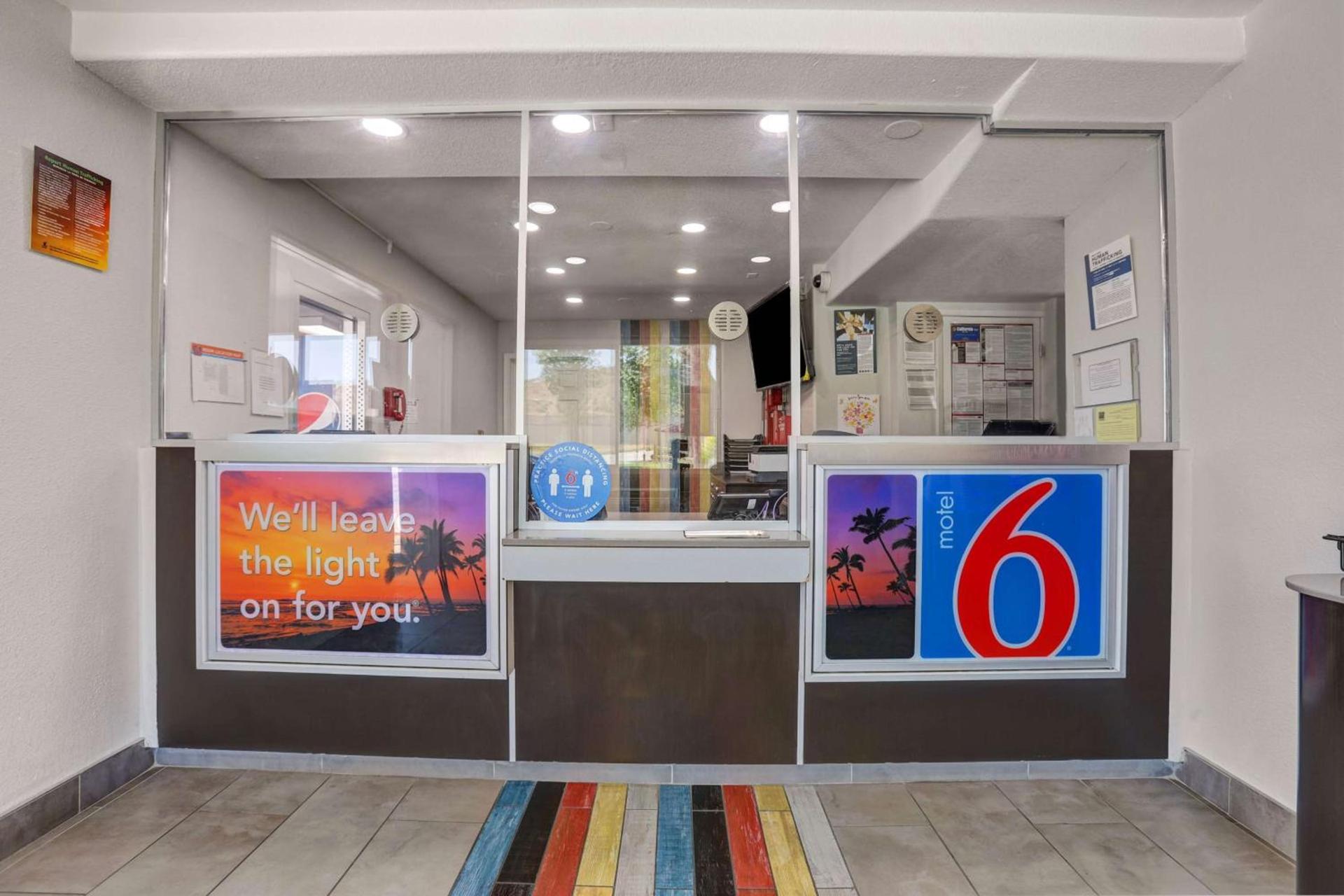 Motel 6-San Bernardino, CA - North photo 23