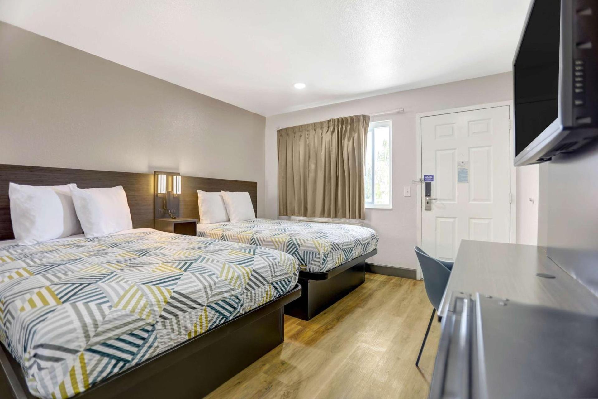 Motel 6-San Bernardino, CA - North photo 18