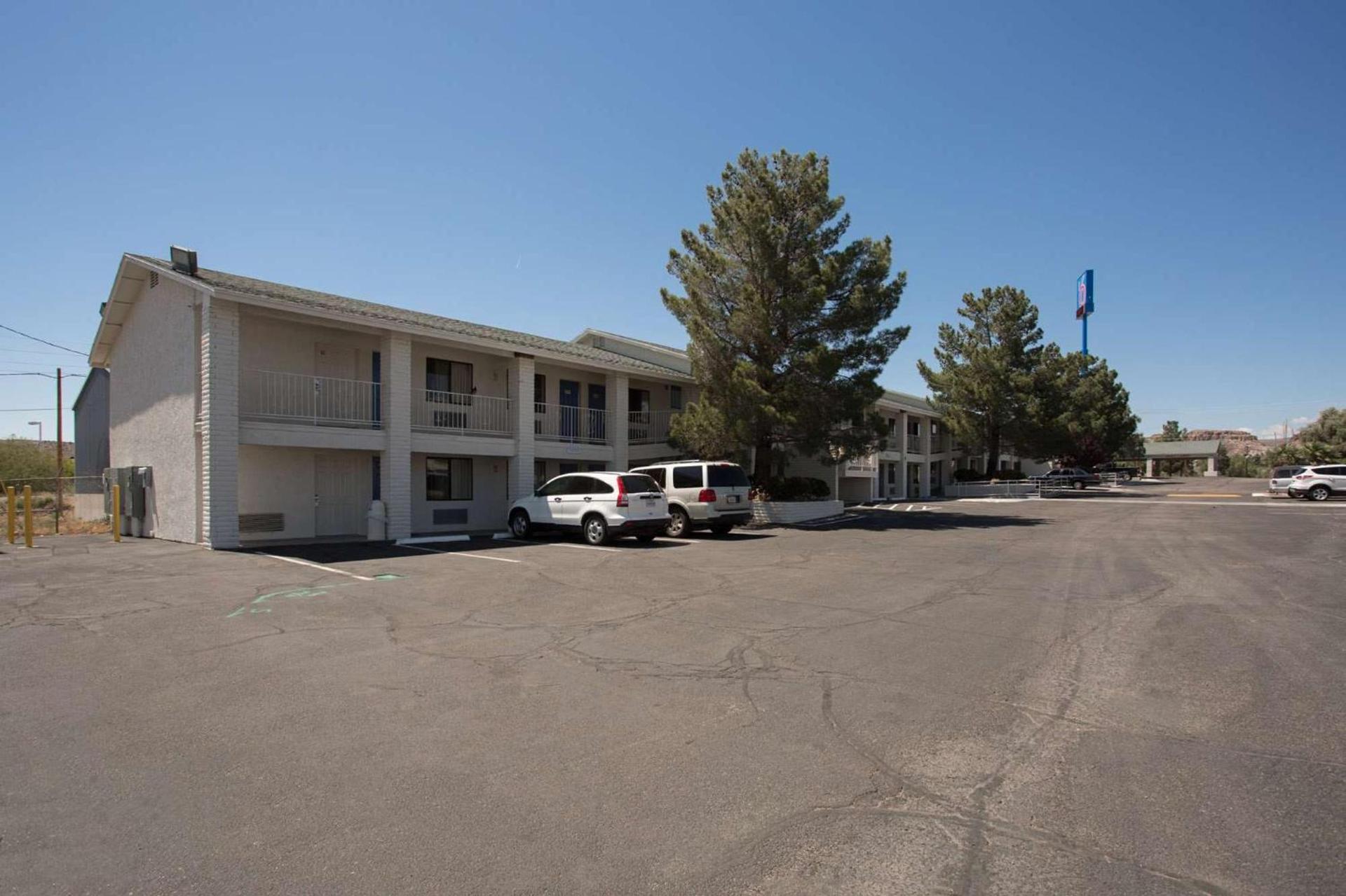 Motel 6-Kingman, AZ - Route 66 West photo 2