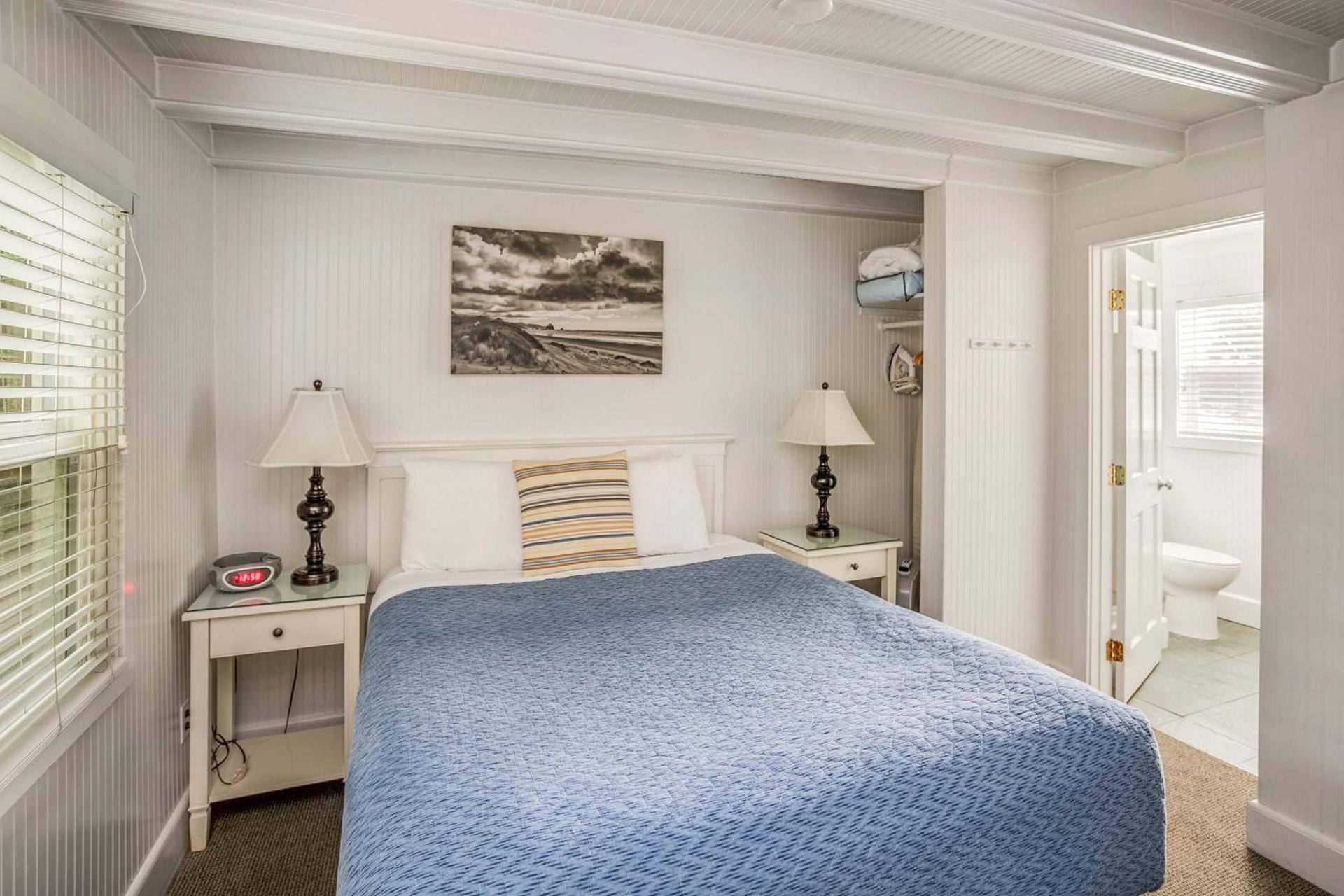 Cannon Beach Hotel Collection photo 26