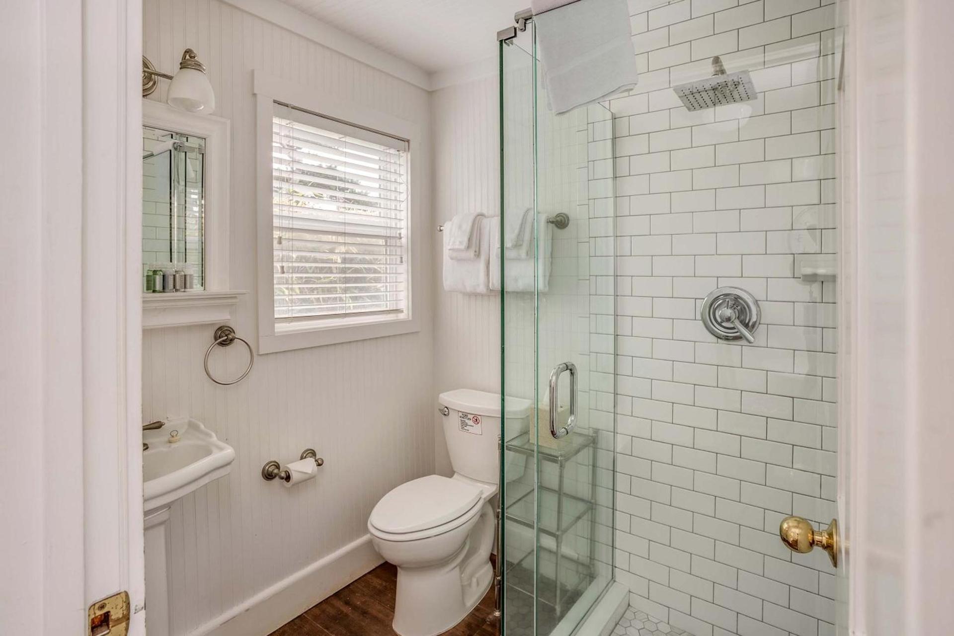 Cannon Beach Hotel Collection photo 35